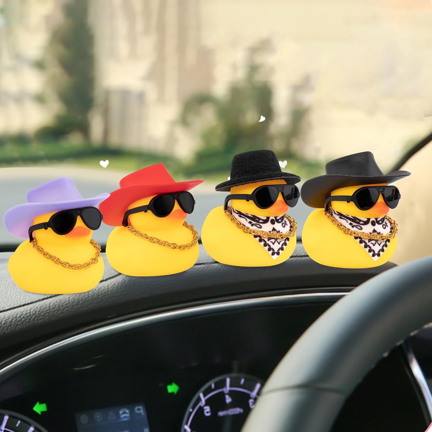 wonuu Pato de goma para automóvil, decoración de pato amarillo con sombrero de sol, collar, gafas de sol para decoración de tablero de automóvil,