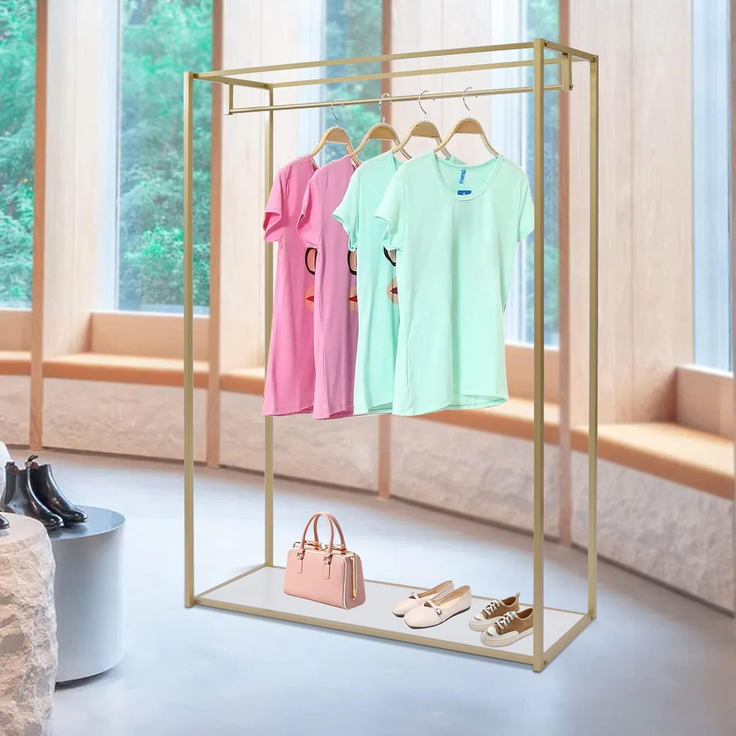 Percheros dorados de 67 pulgadas para boutiques, estante para vestidos de novia al por menor, estante de ropa comercial resistente, estantes de