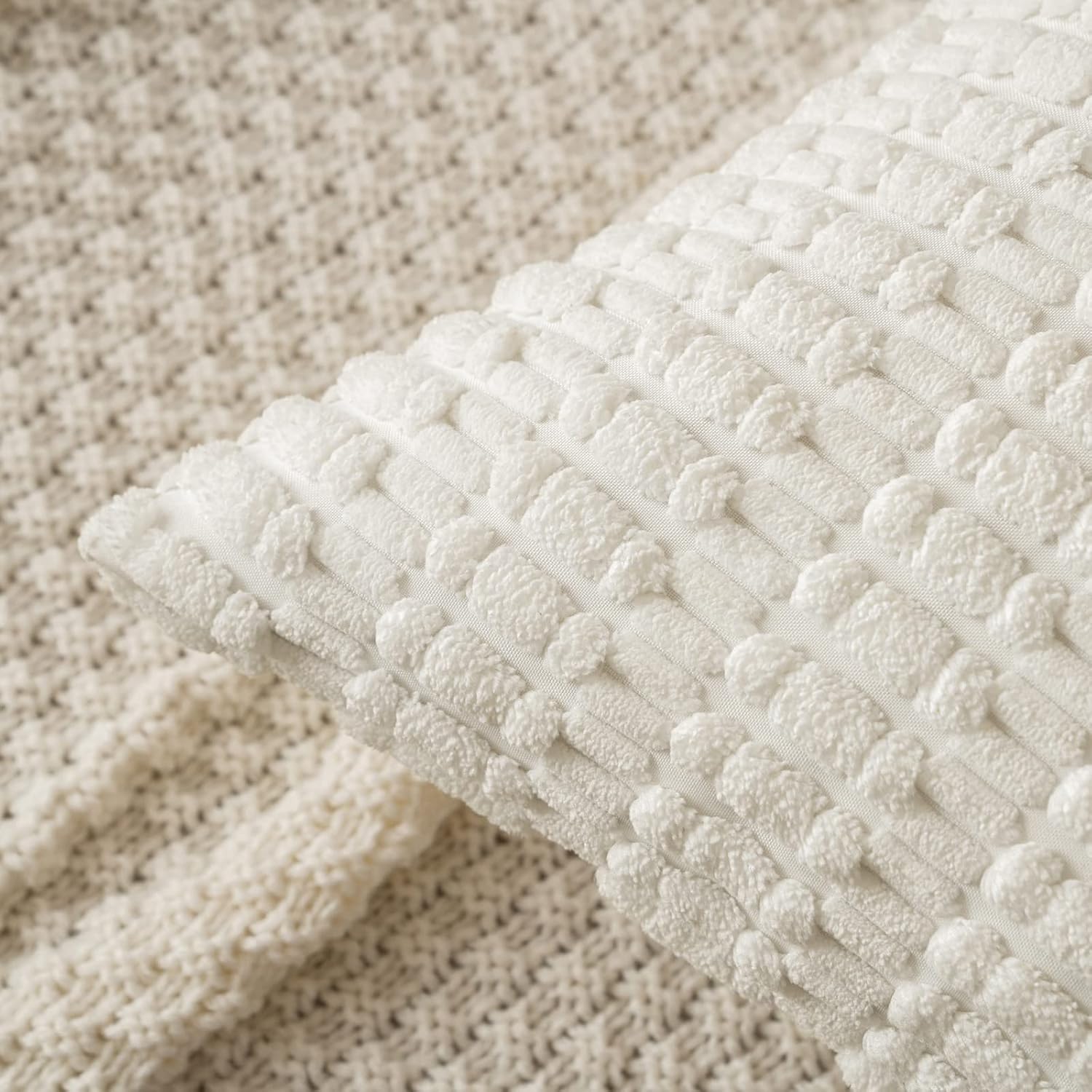 MIULEE Paquete de 2 fundas de almohada decorativas de pana de 12 x 20 pulgadas, suaves fundas de almohada bohemias a rayas, decoración moderna para