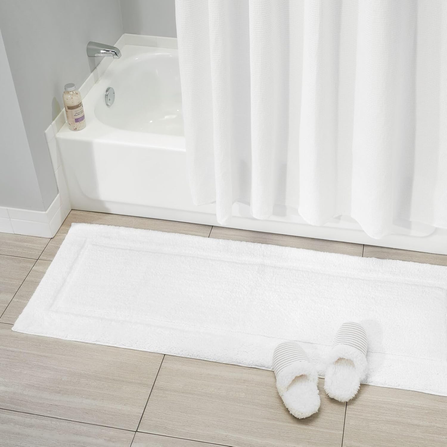 mDesign Hydra Collection – Juego de 3 tapetes de baño de microfibra, antideslizantes, para después del baño, ducha, absorbentes de agua, lavables a