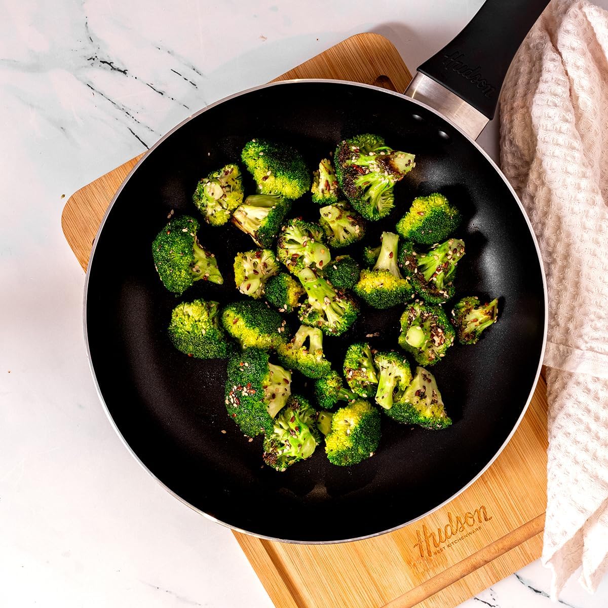 HUDSON Aluminium frying pan with non-stick 9.5 in, cookware