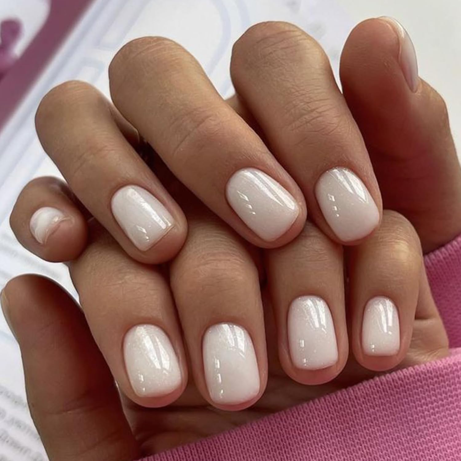 Modelones 30 uñas postizas a presión, uñas postizas cuadradas cortas, kit de uñas reutilizables con pestañas adhesivas de pegamento de uñas, mini