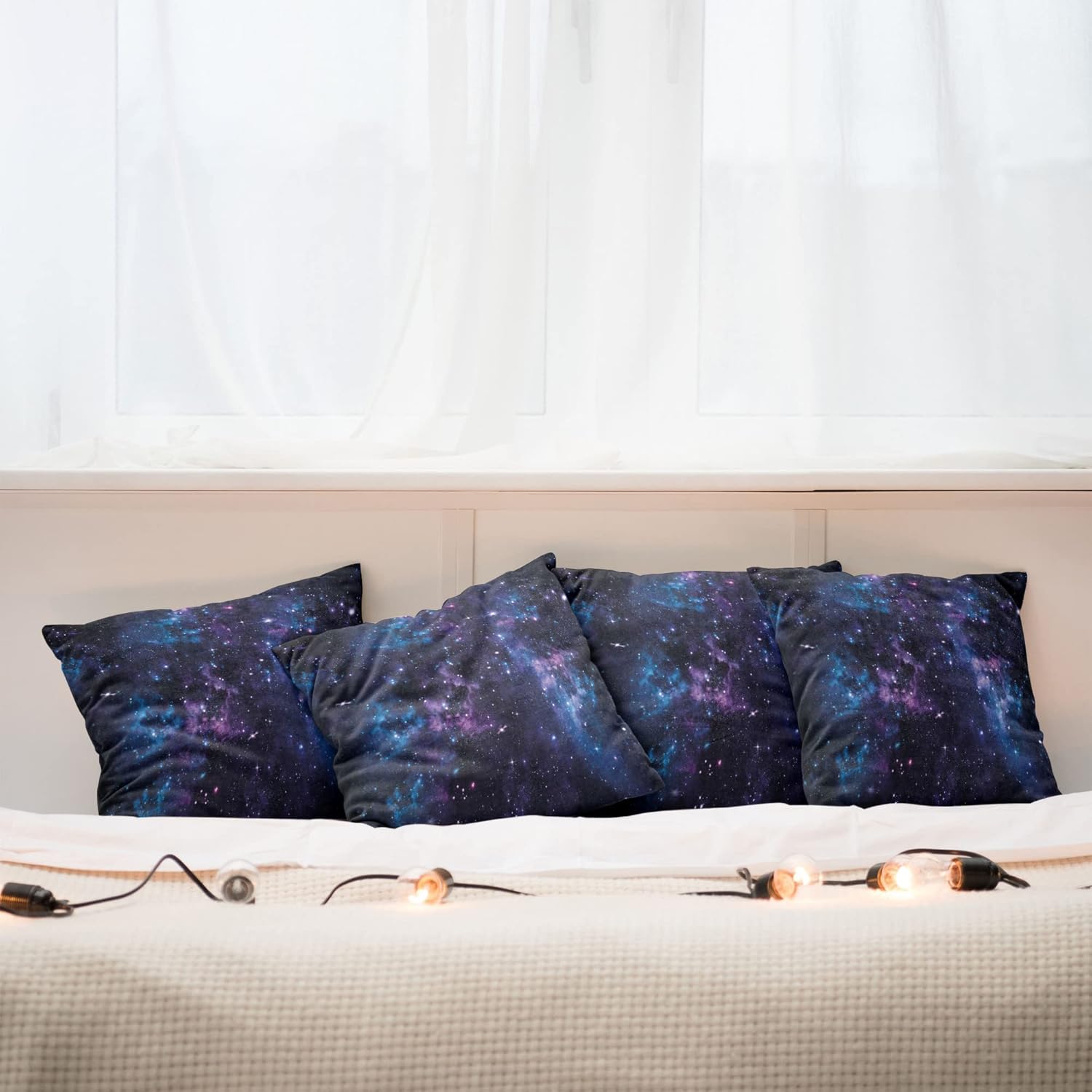 Ambesonne Paquete de 4 fundas de cojín espaciales, diseño de cielo místico, cúmulos de estrellas, cosmos, nebulosa, paisajes celestiales, obras de