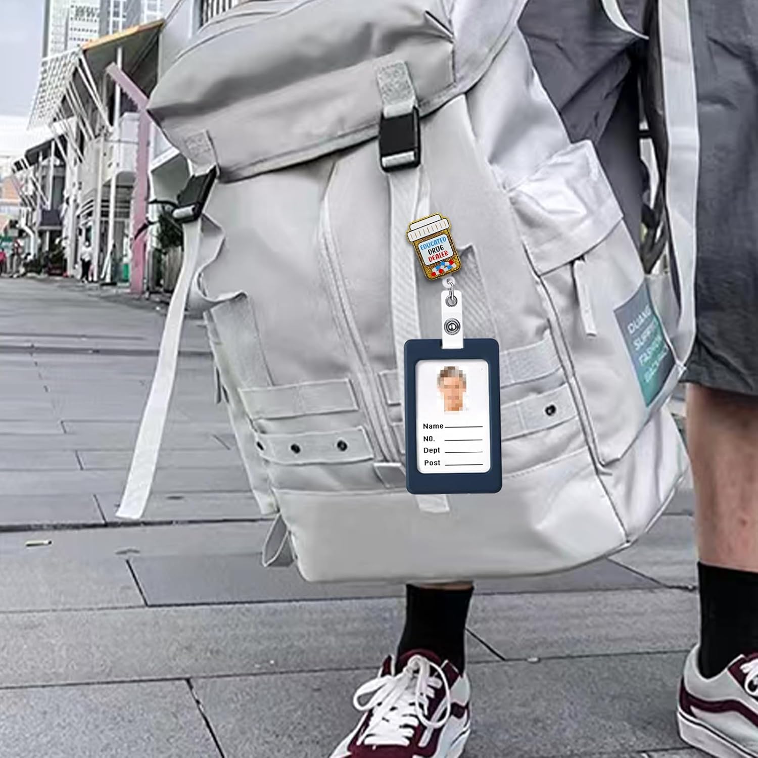YAZMEEN Carrete retráctil para enfermera con clip de cocodrilo, portatarjetas de identificación educadas para farmacéuticos, botella de medicina