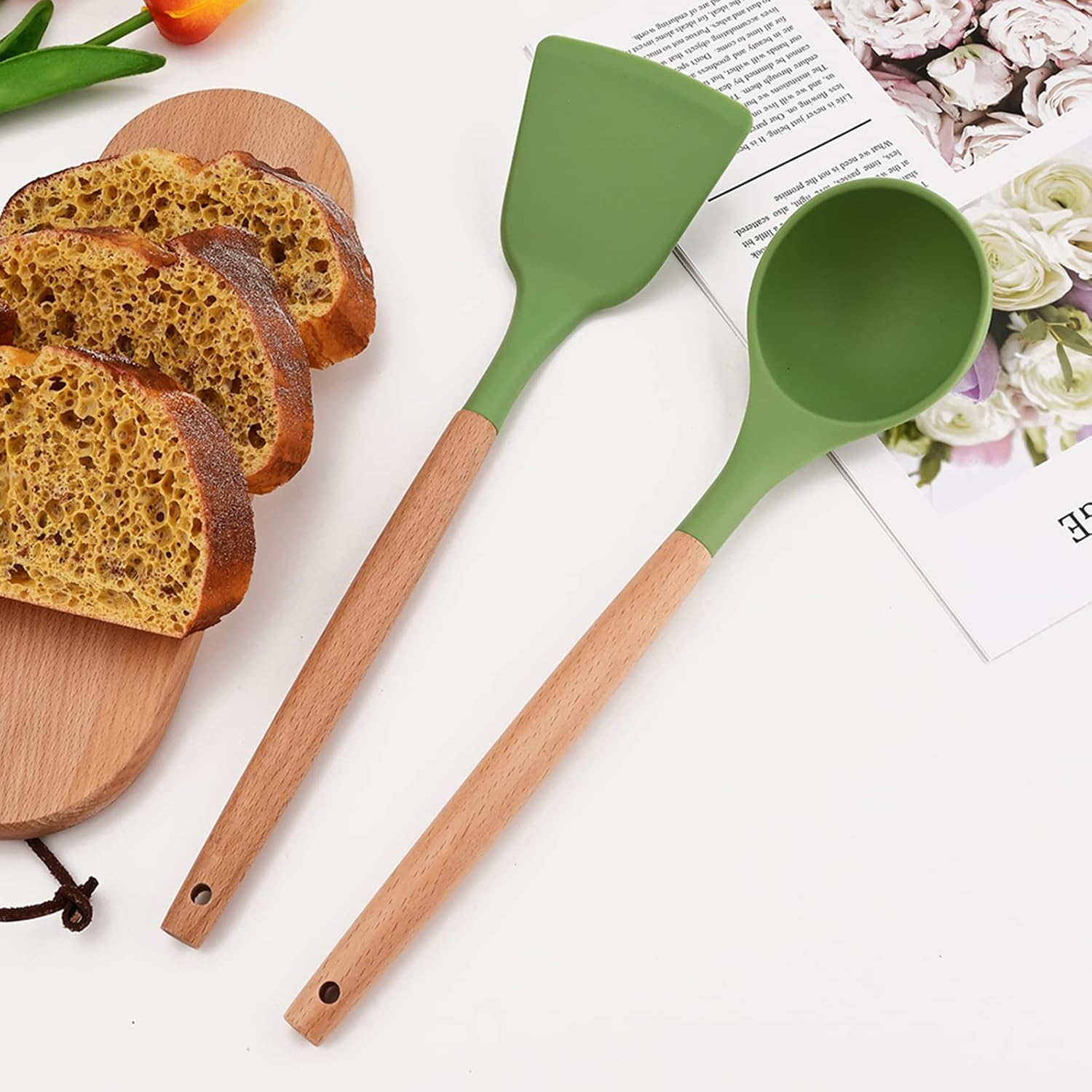 1 utensilio de cocina de silicona verde aguacate resistente al calor, mango de madera, espátulas de cocina antiadherentes para pescado, huevos y