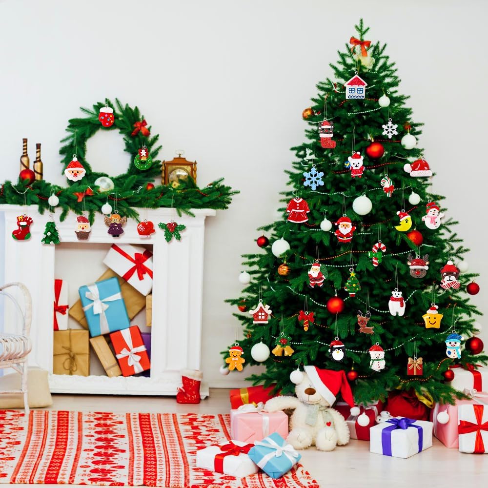 YUJUN Juego de 36 mini adornos de Navidad de resina para decoración de árbol de Navidad, pequeñas figuras en miniatura de resina para decoración de