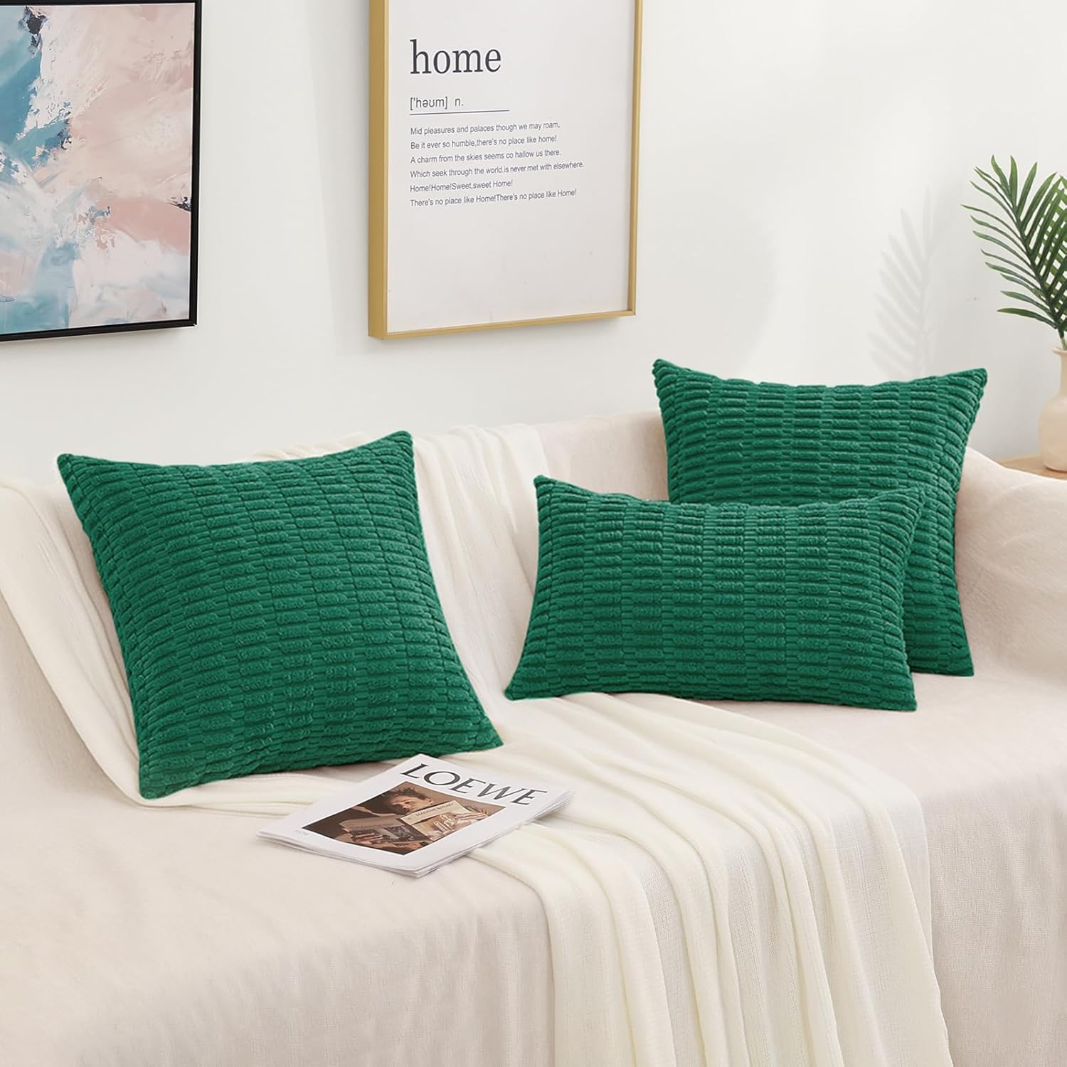 decorUhome Juego de 2 fundas de almohada decorativas de color verde primaveral de 18 x 18 pulgadas, fundas de almohada cuadradas de pana suave a