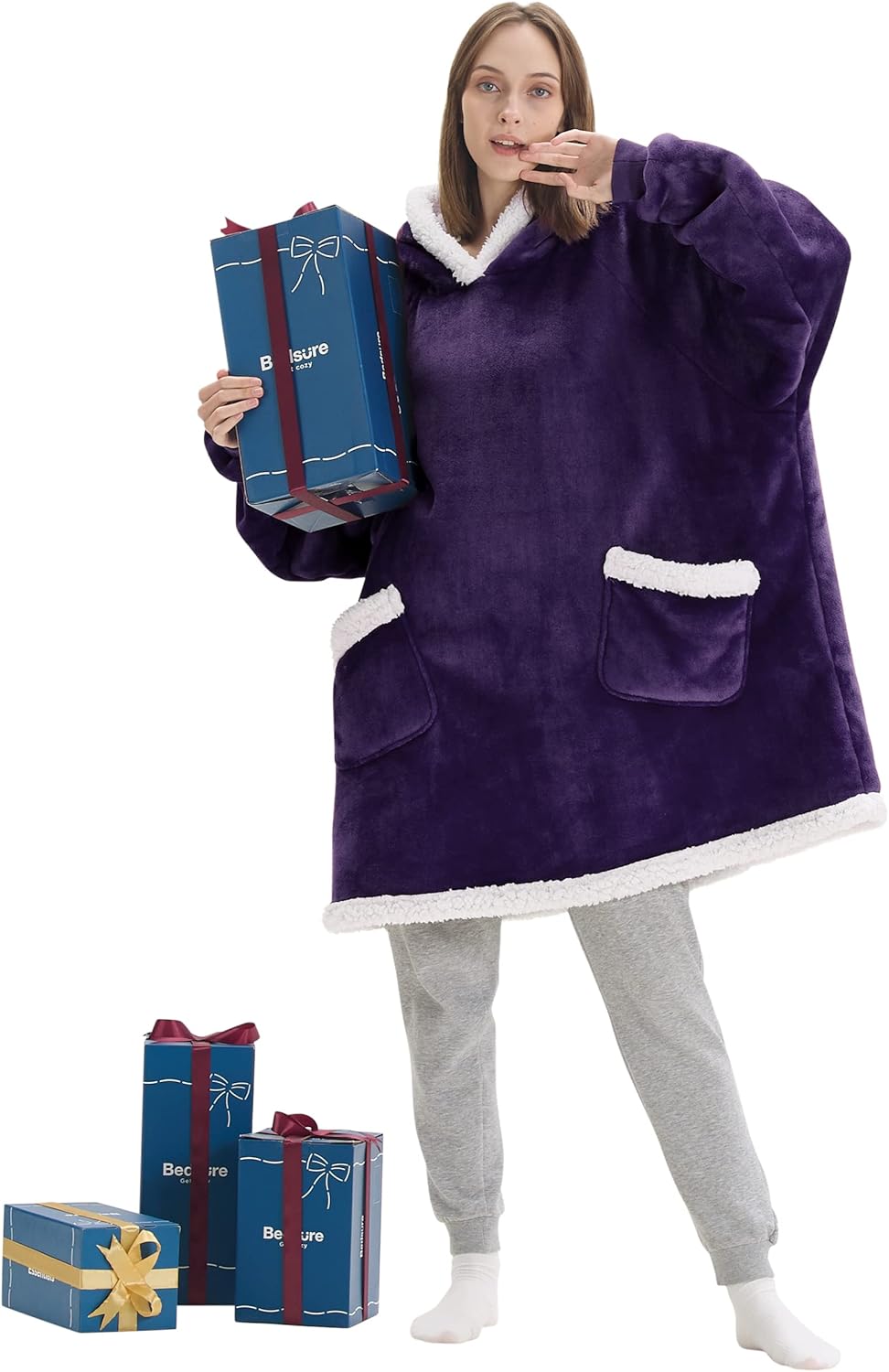 Bedsure Manta con capucha con mangas, manta Sherpa con capucha para adultos como regalo para mamá y mujer, manta de sudadera color morado, estándar,