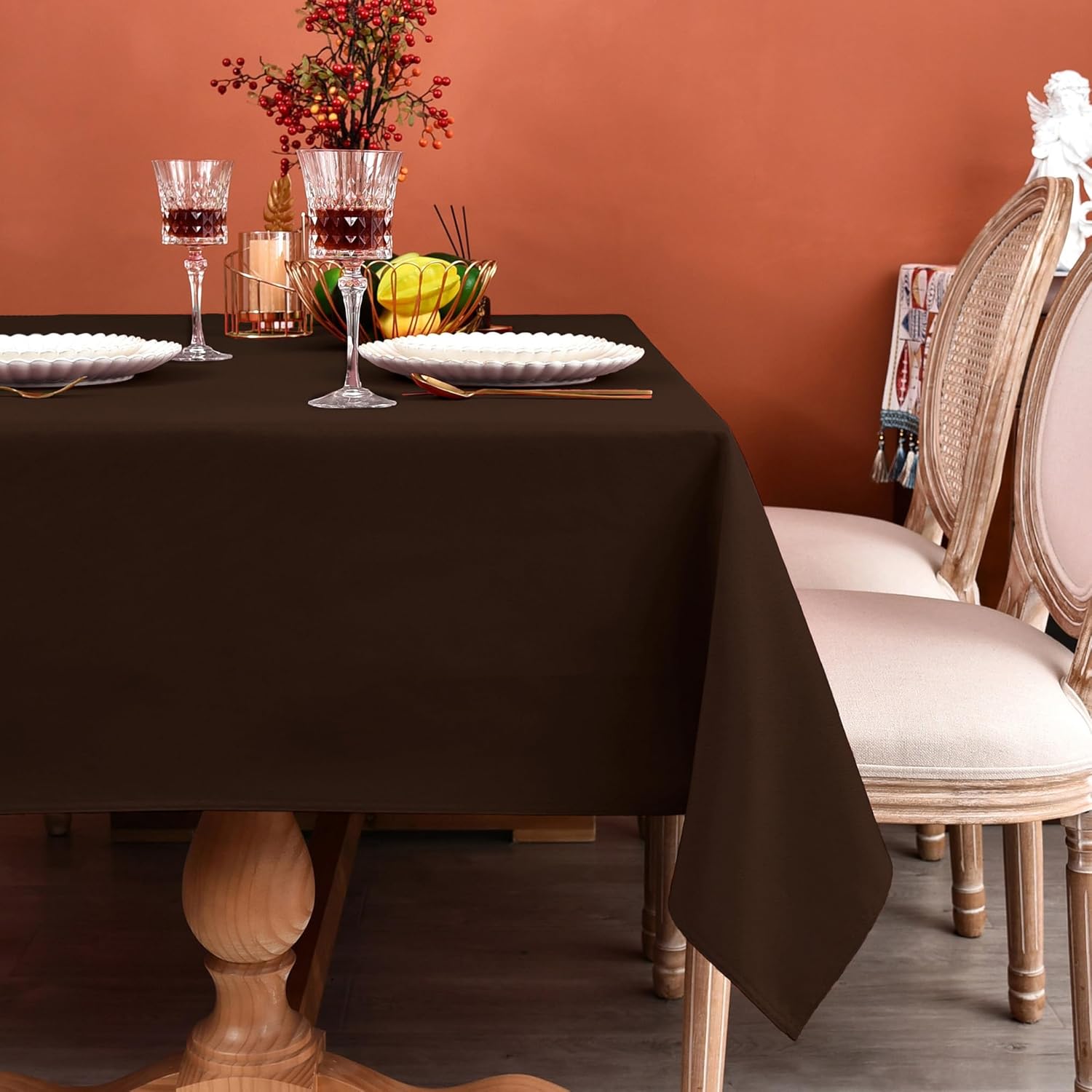 Mantel rectangular marrón de 210 GSM resistente al agua y a las manchas para mesa de 8 pies, mantel rectangular sólido de 60 x 120 pulgadas, tela de