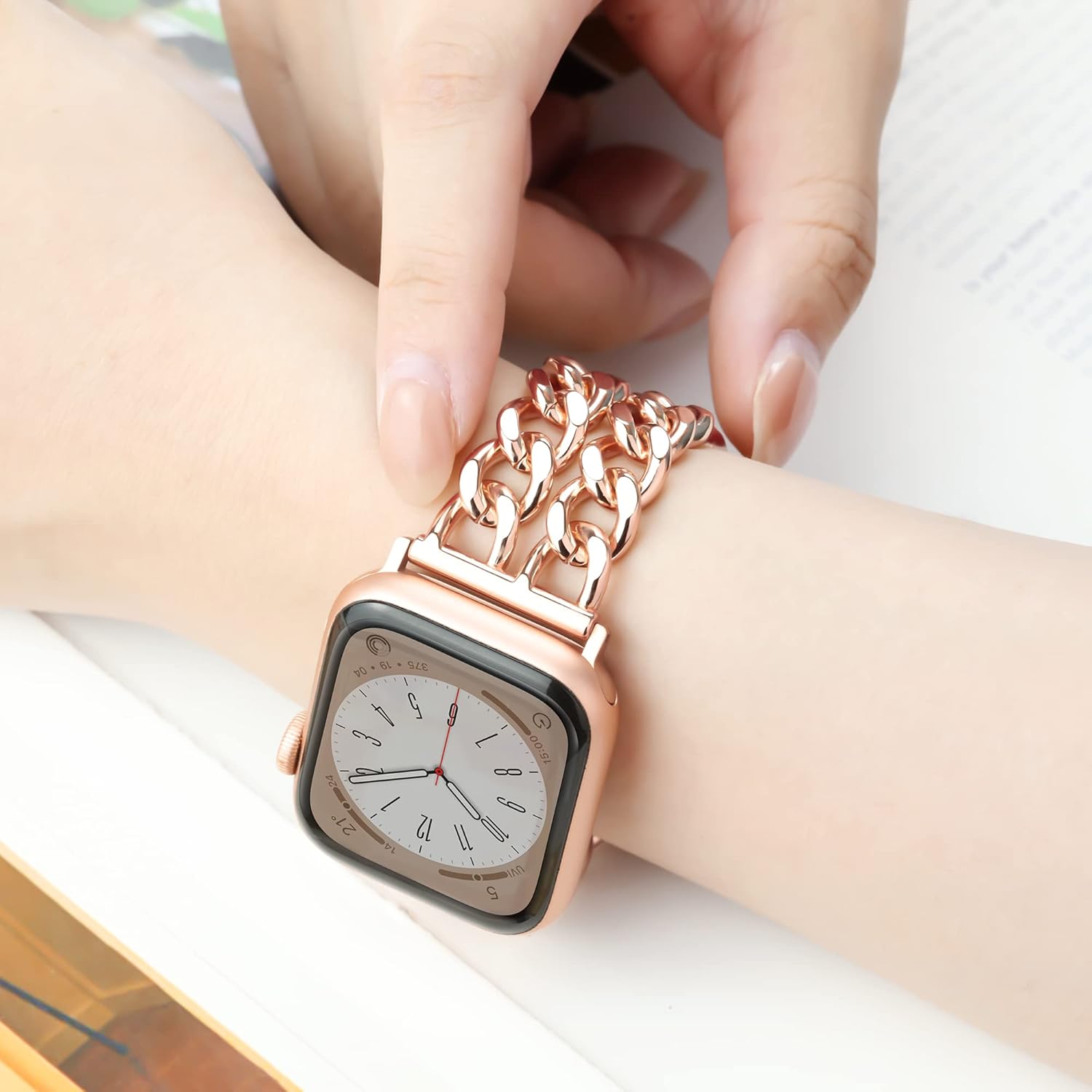 Pulsera de metal compatible con Apple Watch Series 9 8 SE 7 6 5 4 3 2 1 Ultra 2 1, correas elegantes para iWatch para mujeres y hombres, diseño de