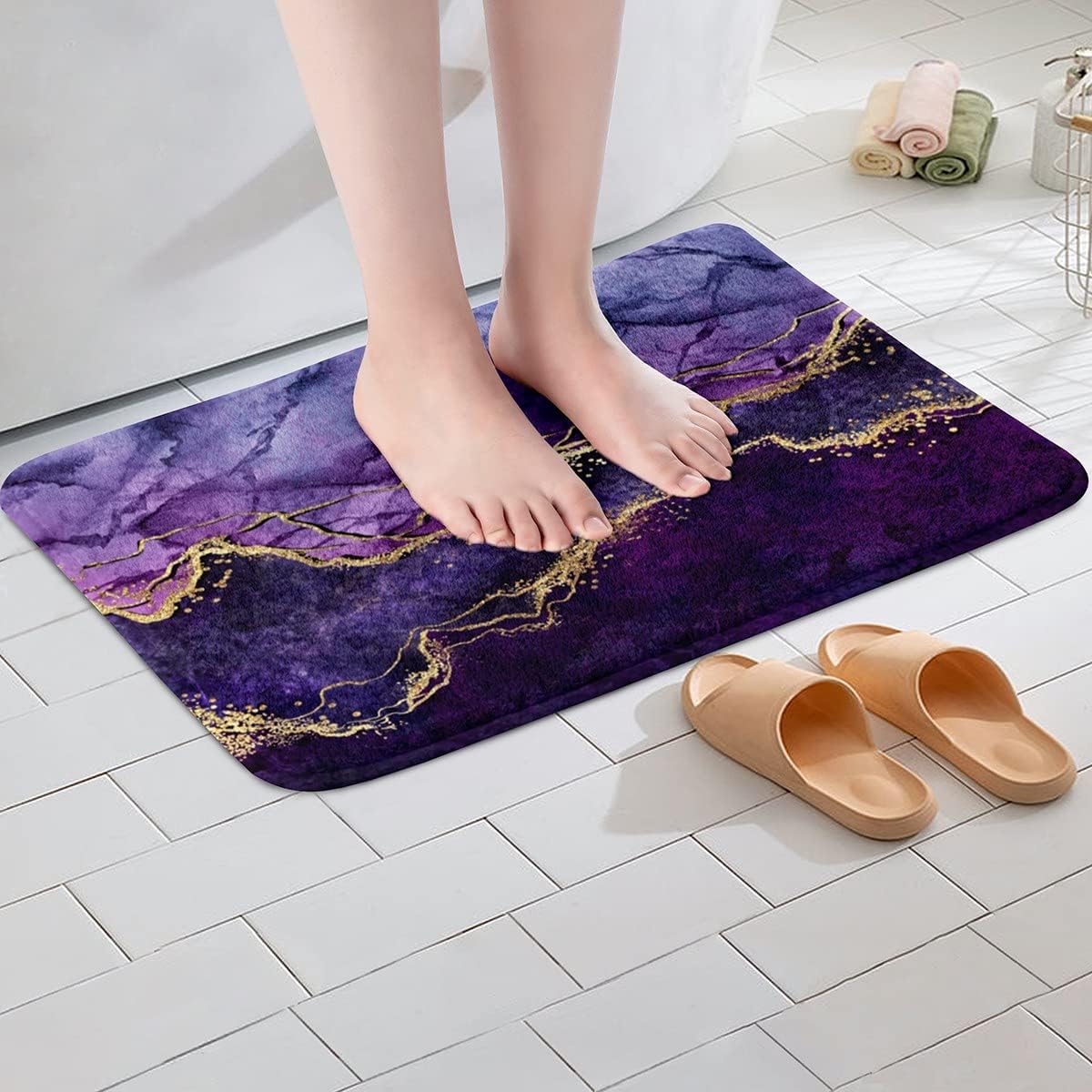Alfombra de baño de mármol morado, alfombra de baño abstracta dorada y púrpura, alfombra de arte fluida de tinta iridiscente, alfombra de arte