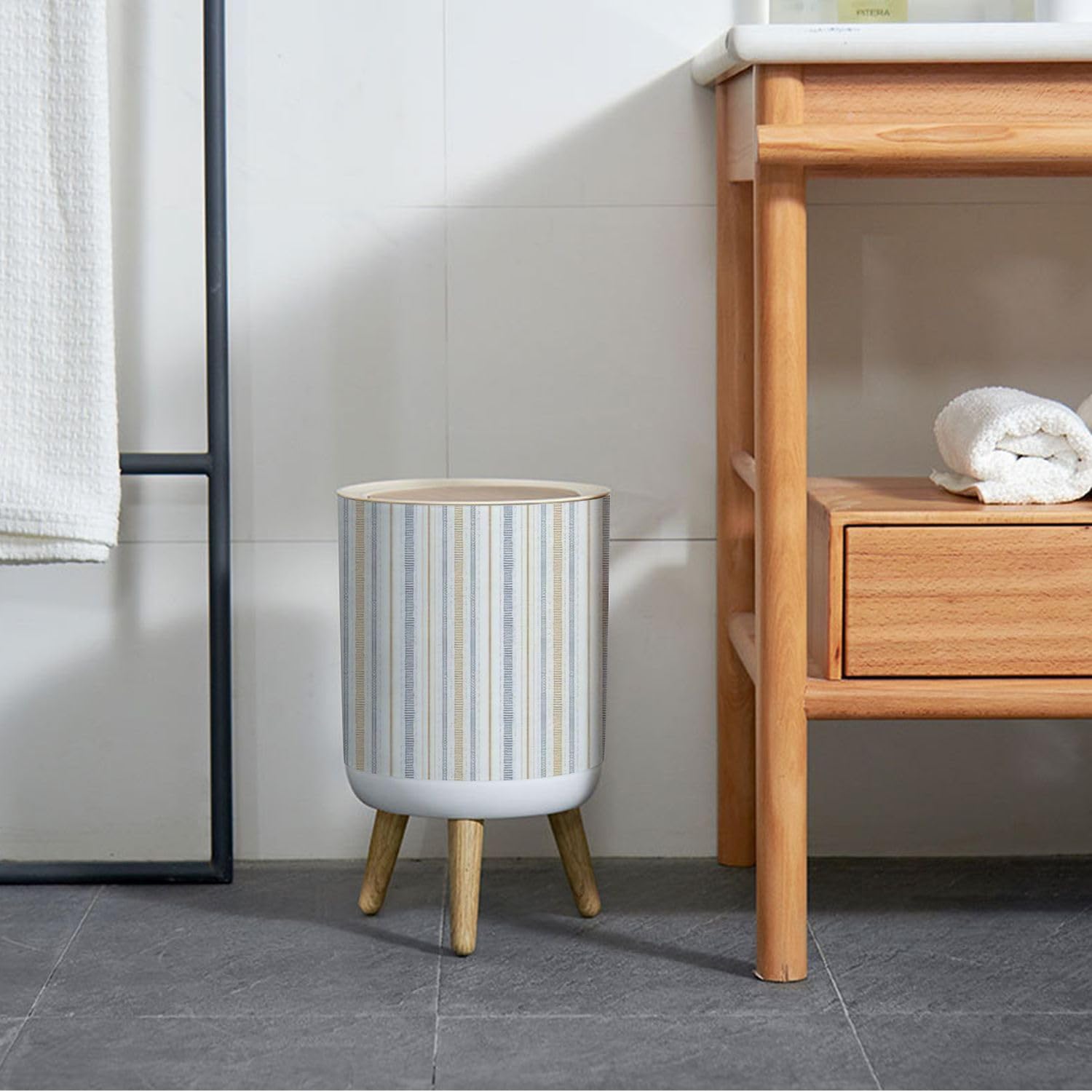 Bote de basura pequeño con tapa para baño, cocina, oficina, pañal sin costuras, diseño de rayas de cocina francesa, patrón de tela, estampado azul,