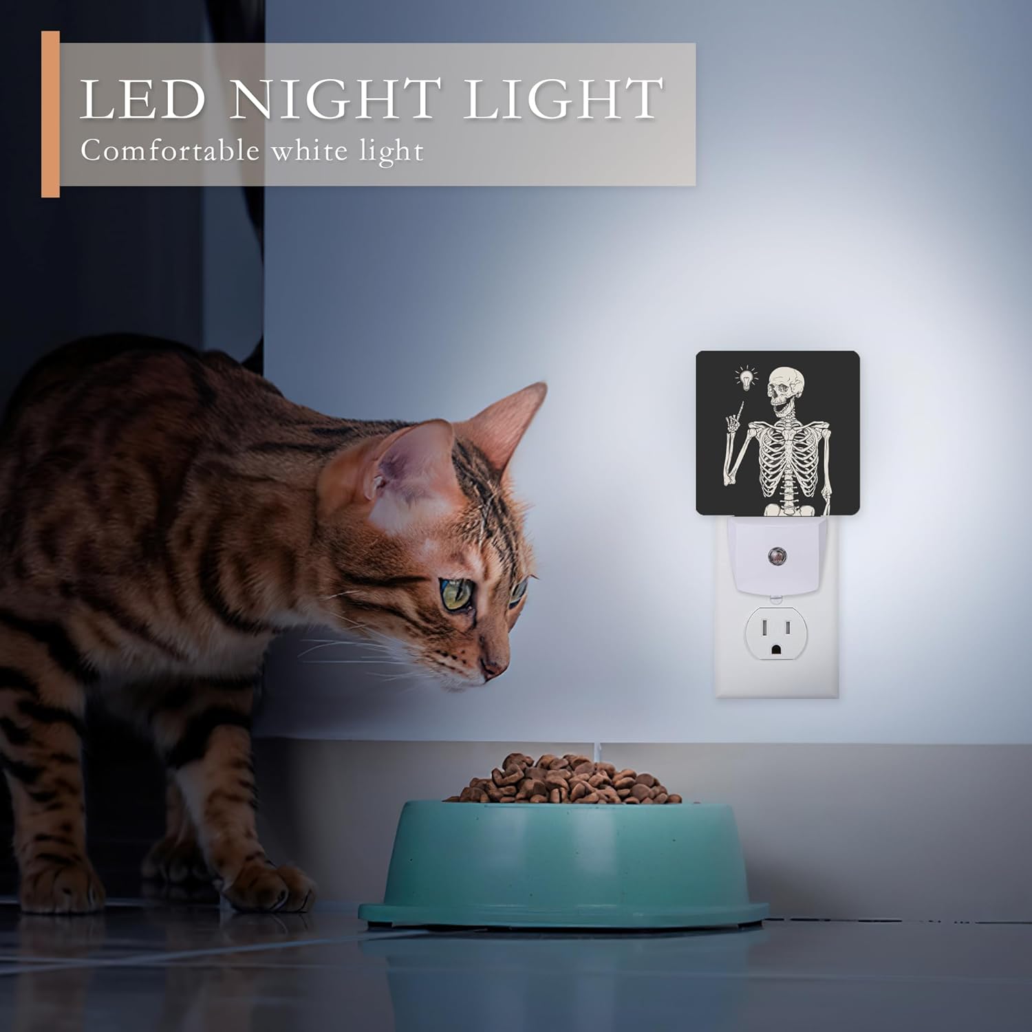 Divertida luz nocturna de calavera para niños, luz nocturna LED de esqueleto bohemio enchufable a la pared con sensor de atardecer a amanecer para