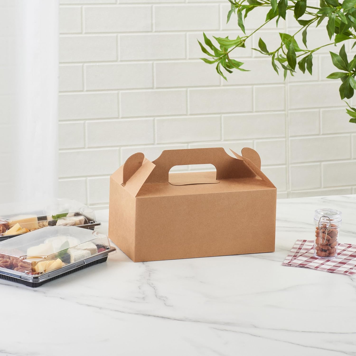 Restaurantware Bio Tek – Cajas de regalo de 10.2 x 5.9 x 6.9 pulgadas con asas, 100 cajas rectangulares a dos aguas, con pestaña segura, resistentes