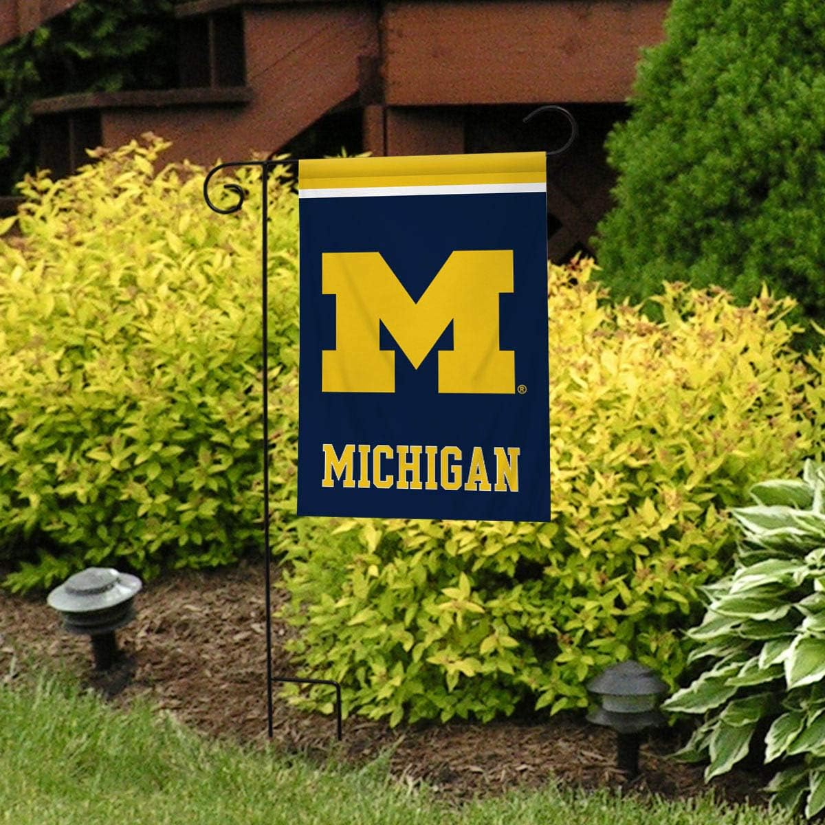 Bandera de jardín de la Universidad de Michigan con licencia de la NCAA, de 18 x 12.5 pulgadas, bandera de Michigan para jardín, bandera de Michigan