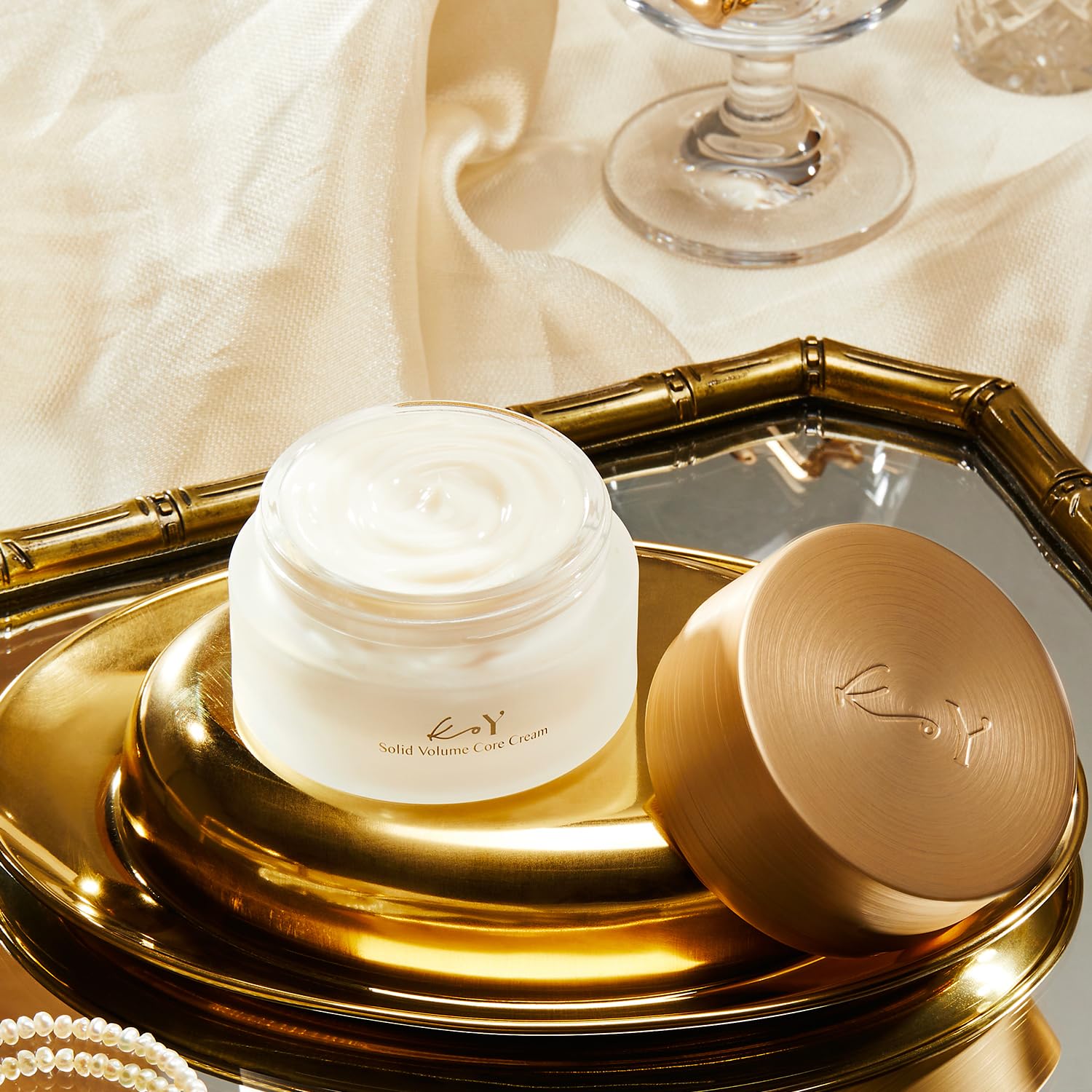 KOY Crema de núcleo de volumen sólido, hidratante facial de colágeno para hidratación profunda y densidad de la piel con complejo Skin Defender –