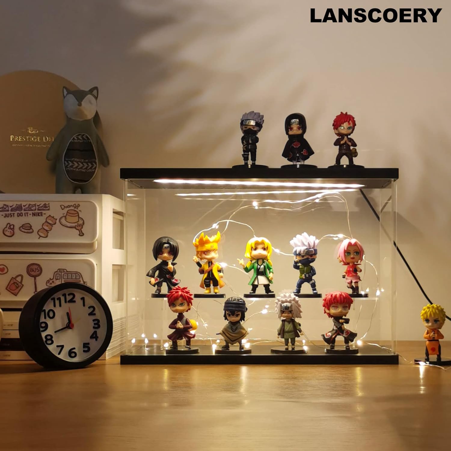 LANSCOERY Vitrina de acrílico transparente con luz, soporte de 2 niveles con base negra, escaparate de protección a prueba de polvo para figuras