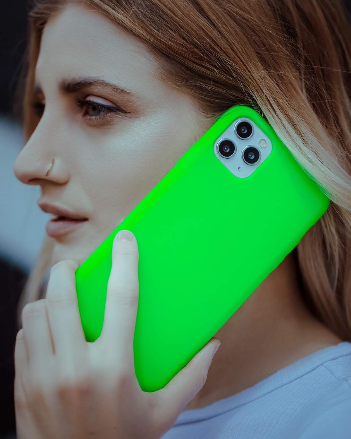 FELONY CASE – Funda para iPhone 12 Pro Max – Funda de silicona verde neón  Silicona líquida con forro de microfibra antiarañazos, funda protectora a