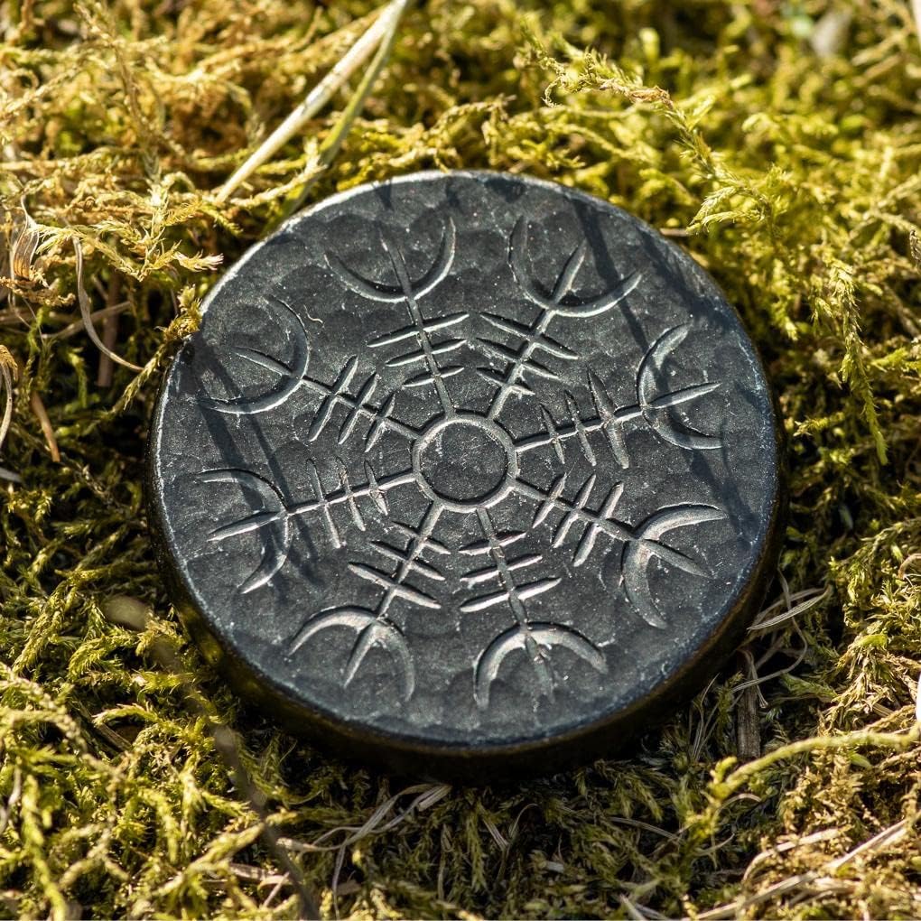 Bastón doble nórdico en hierro, vegvisir y yelmo de asombro