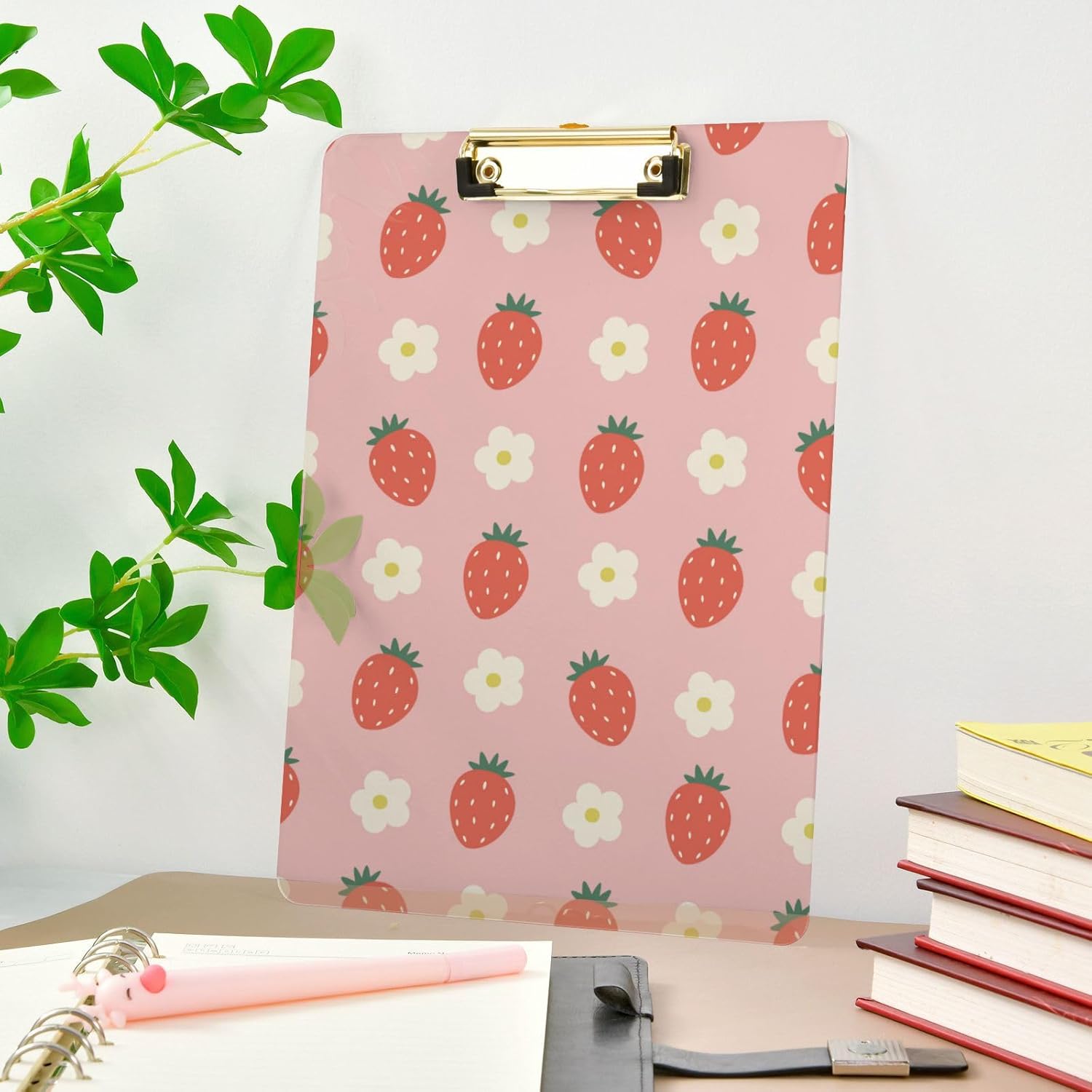 Portapapeles de plástico con diseño de fresa rosa, tamaño carta, para estudiantes, niños, mujeres y hombres, tablero de clip acrílico tamaño