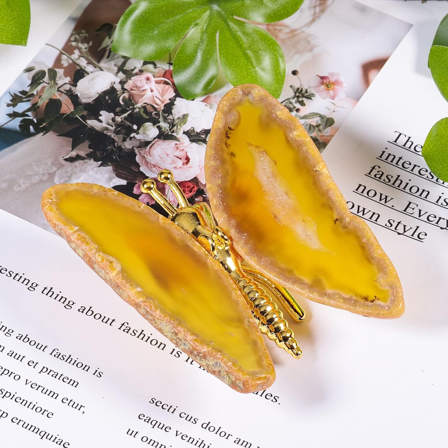 Amogeeli Figura de mariposa de ágata de cristal, decoración del hogar, geoda curativa ágata de piedra de mariposa para fiesta de boda, amarillo