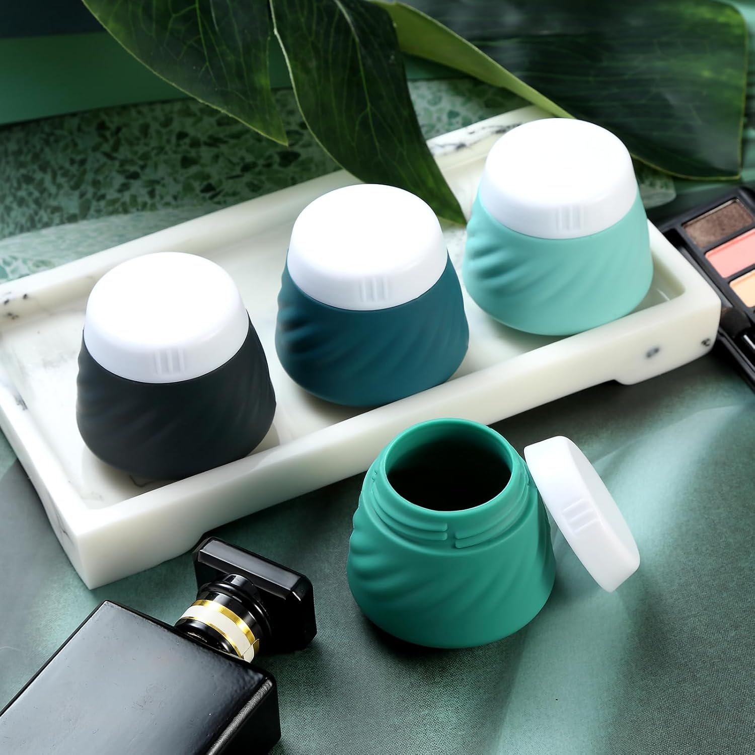 Gemice Recipientes de viaje para artículos de tocador, tarros de crema de silicona aprobados por la TSA recipientes de tamaño de viaje con bolsa