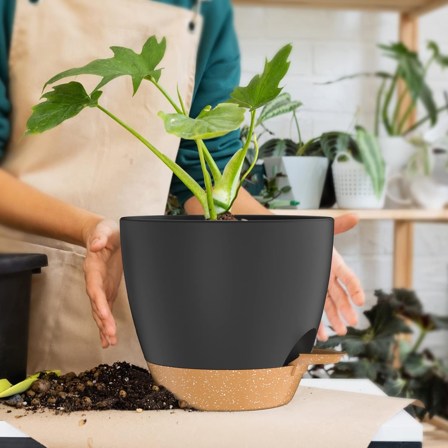 ZMTECH Juego de 2 macetas de 10 pulgadas para plantas de interior, macetas de riego automático con agujeros de drenaje y platillo para plantas de