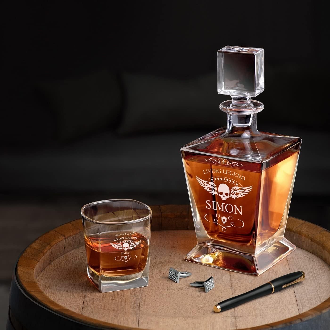 Maverton Juego de whisky personalizado para hombre – Jarra y 6 vasos con grabado – Elegante utensilios de bar para cumpleaños para papá – Para los