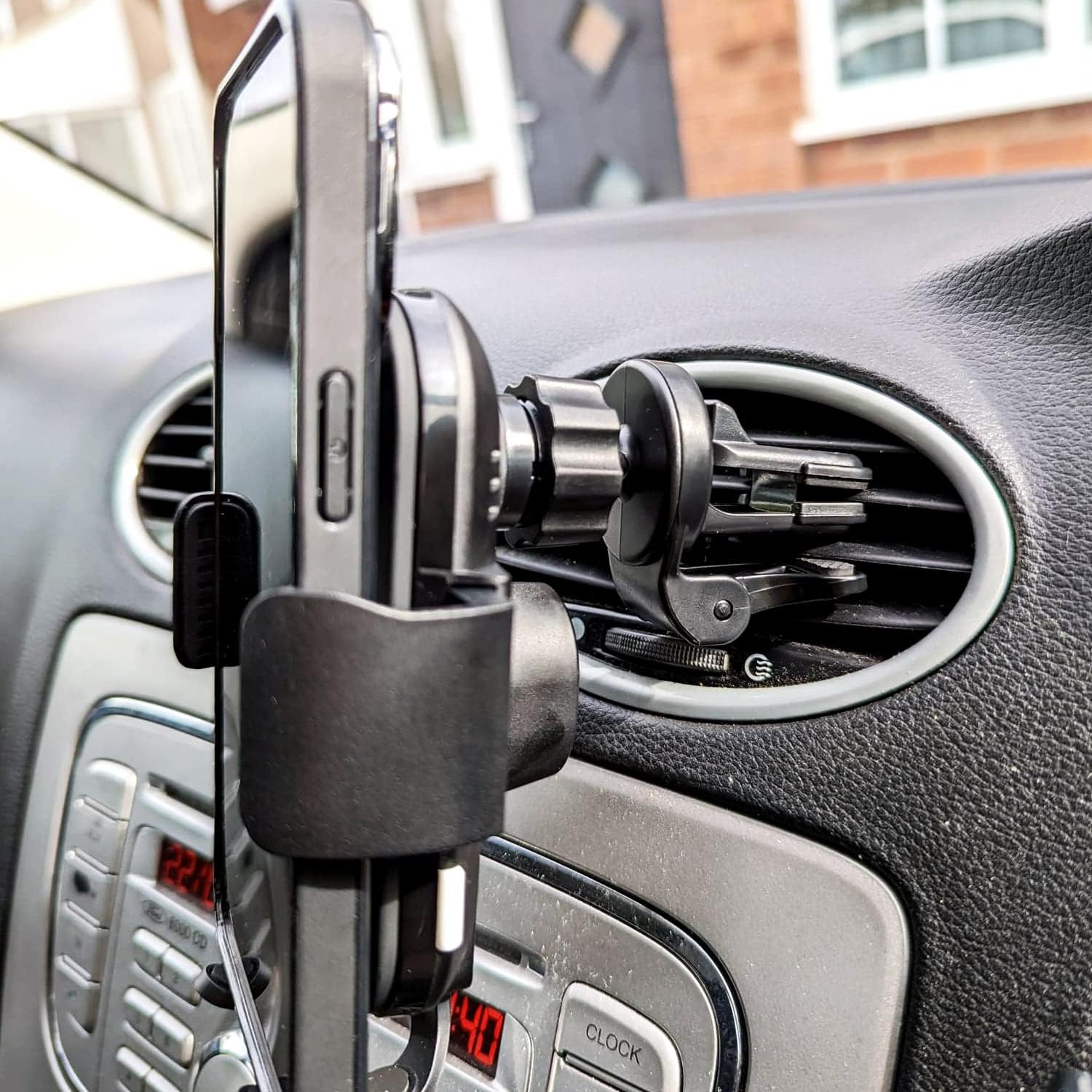 Olixar 15W Carga Inalámbrica Parabrisas & Dash Car Holder – Negro