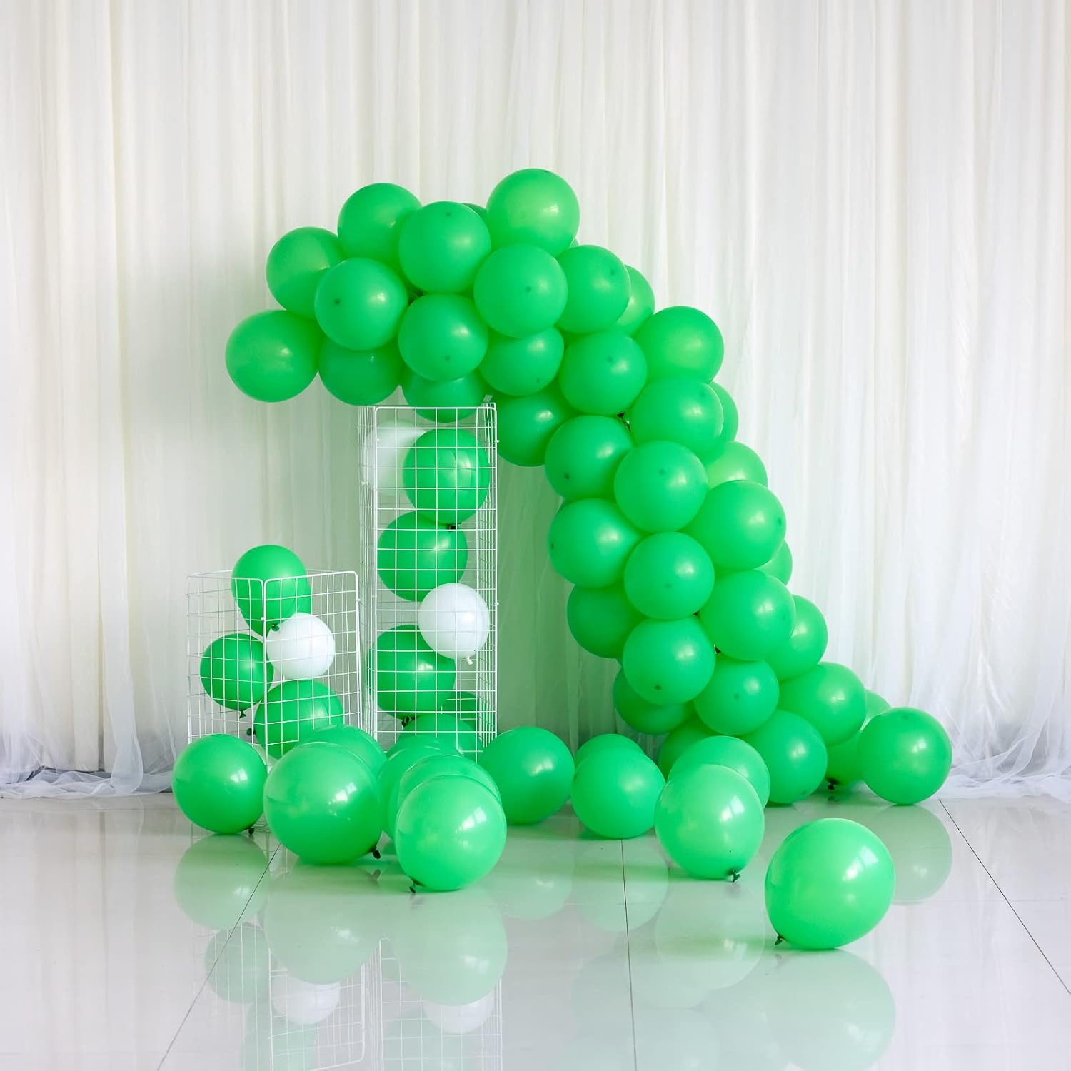 Paquete de 100 globos de látex verdes, globos de 12 pulgadas, globos de calidad prémium de helio para suministros de fiesta y decoraciones (con 2