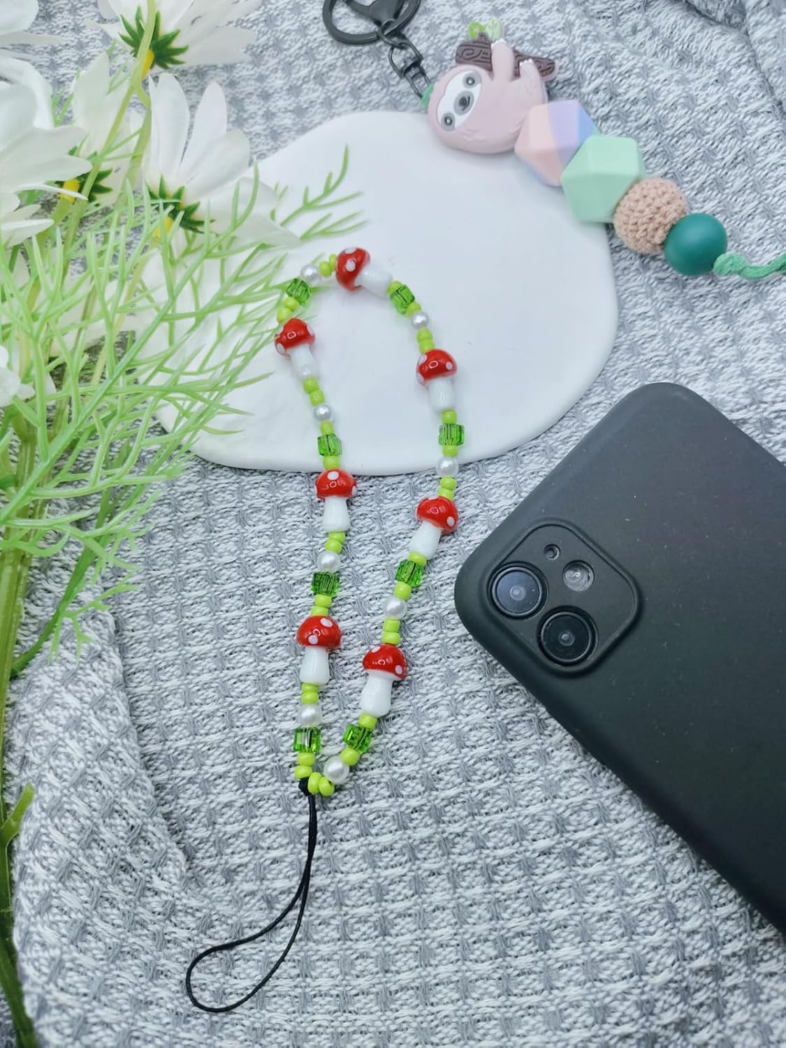 1-2 piezas de cordón con cuentas de hongos rojosverdes para teléfono, accesorios estéticos, correa de muñeca dulce, cadena antipérdida para mujeres
