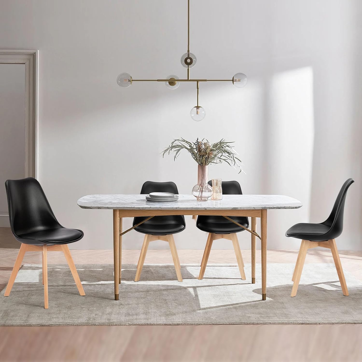 Sweetcrispy Juego de 4 sillas de comedor, modernas de mediados de siglo, sillas tapizadas de piel sintética con patas de madera, sillas de sala de