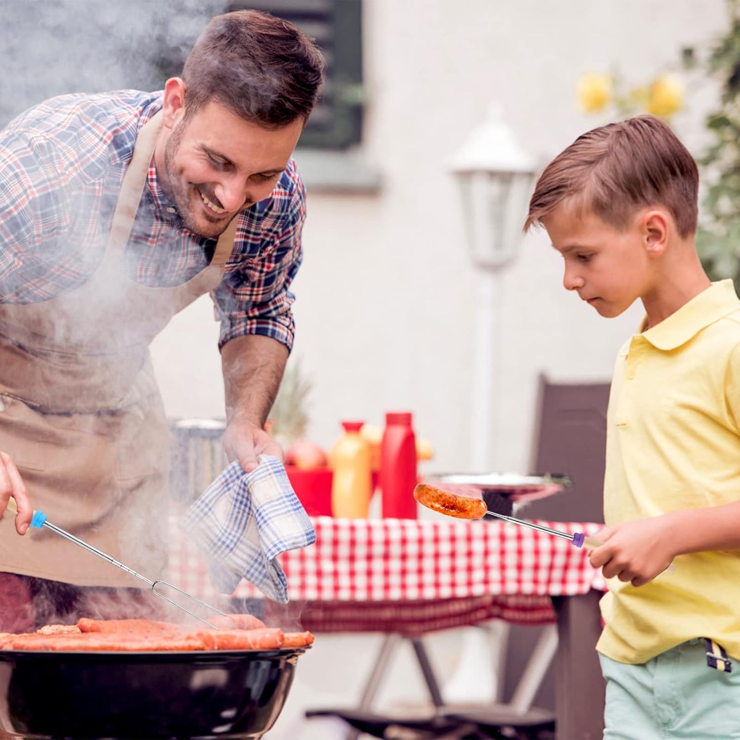 Juego de palos para asar malvaviscos de 32 pulgadas de largo para hogueras, tenedores de barbacoa telescópicos extensibles para parrilla (12