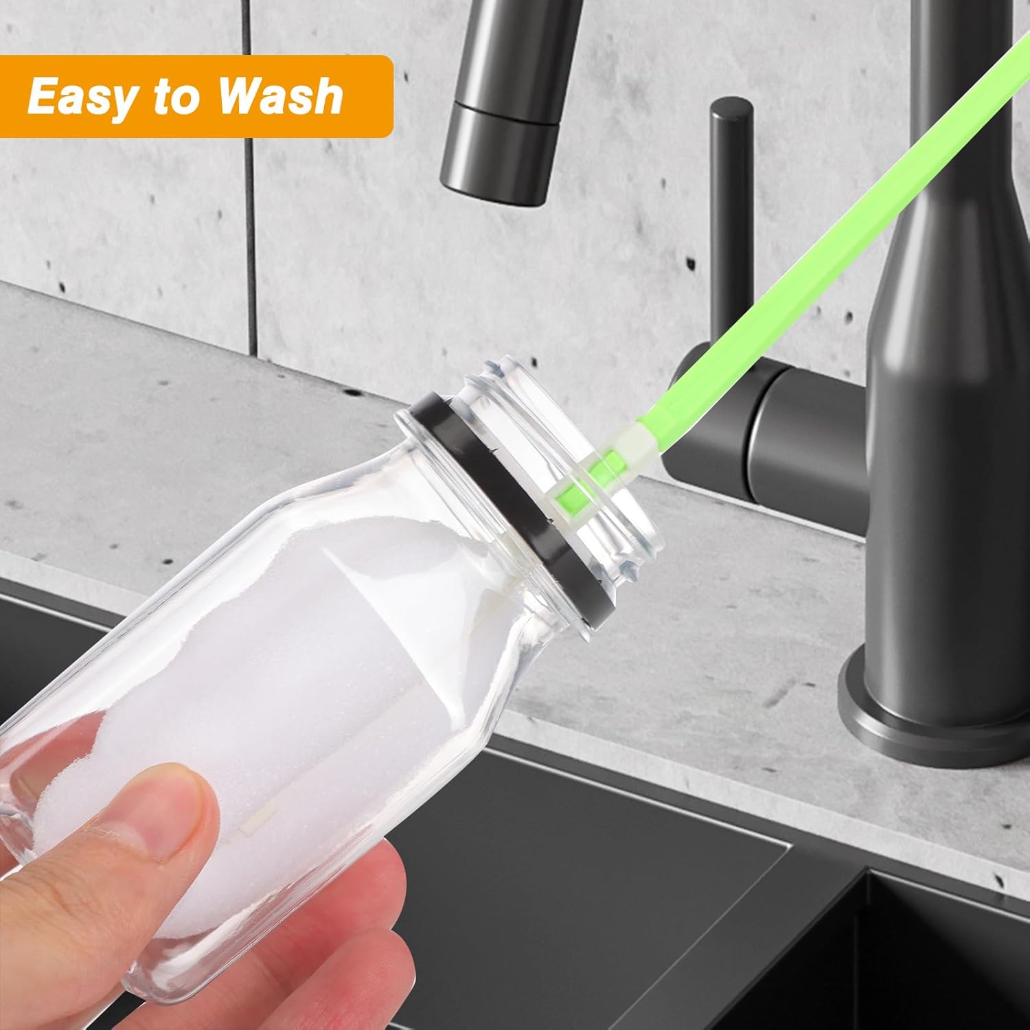 Moretoes 42 botellas de plástico para jugo de 4 onzas con tapas, botellas transparentes vacías reutilizables con etiqueta, embudo y cepillo,