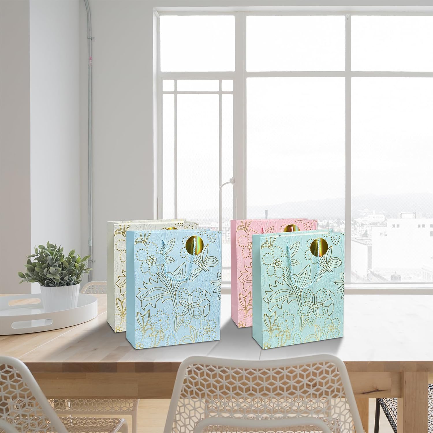 Bolsas de regalo de 4 estilos a granel, paquete de 12 bolsas de fiesta con asas, bolsas de regalo reutilizables, bolsas de papel para envolver