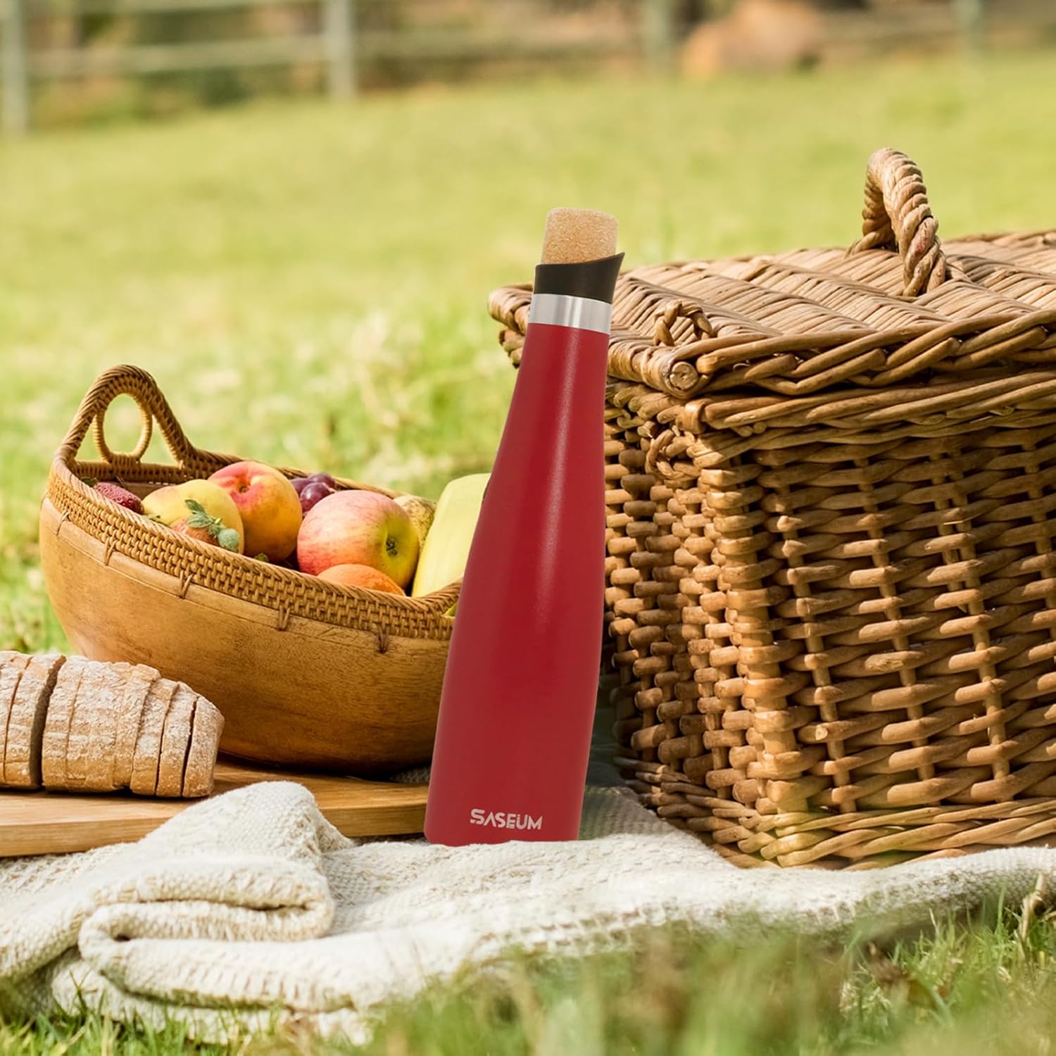 Botella de vino  Botella de vino aislada de acero inoxidable de 23.7 fl oz con tapa sellada al vacío (rojo, 23.7 fl oz)