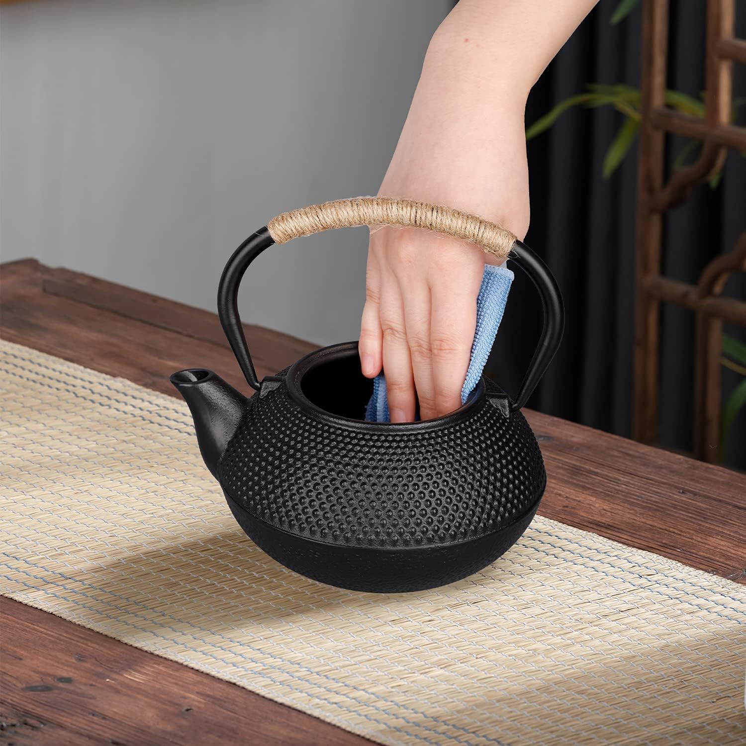 PARACITY Tetera de hierro fundido con tetsubina japonesa recubierta con infusor de acero inoxidable, hervidor de té para hervir té de agua caliente,