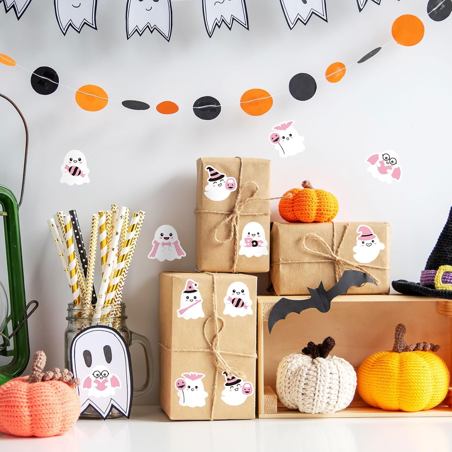 AnyDesign – 1000 calcomanías de Halloween en rollo de fantasma rosa, calcomanías autoadhesivas redondas para manualidades, regalos, bolsas de