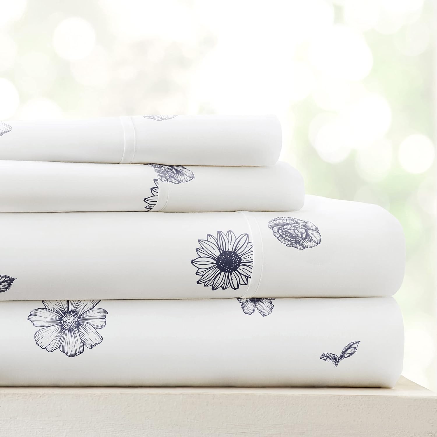 Linen Market Juego de sábanas King de 4 piezas (flores azul marino)  Duerme mejor que nunca con estas sábanas ultrasuaves y refrescantes para tu