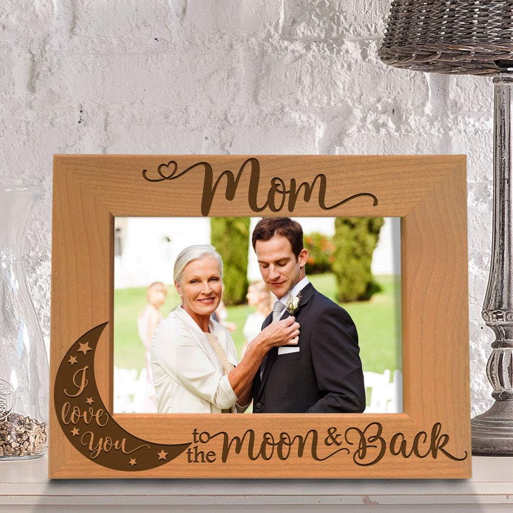KATE POSH – Marco de fotos de madera natural grabado con texto en inglés “Mom I Love You to The Moon and Back”, “Best Mom Ever”, madre de la novia,