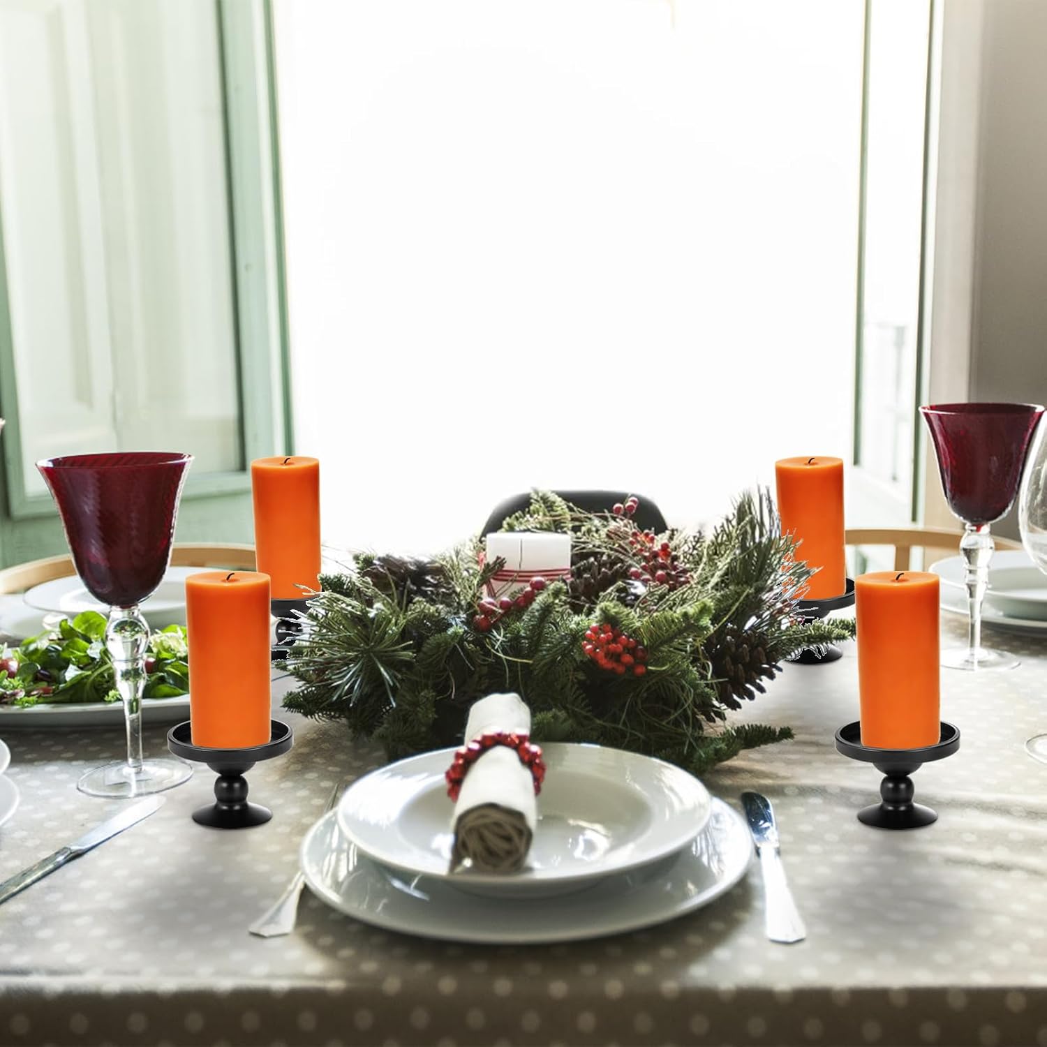 Foraineam Paquete de 4 portavelas de metal, portavelas negros para velas de pilar cónico, portavelas cónico corto de hierro, soporte de vela para