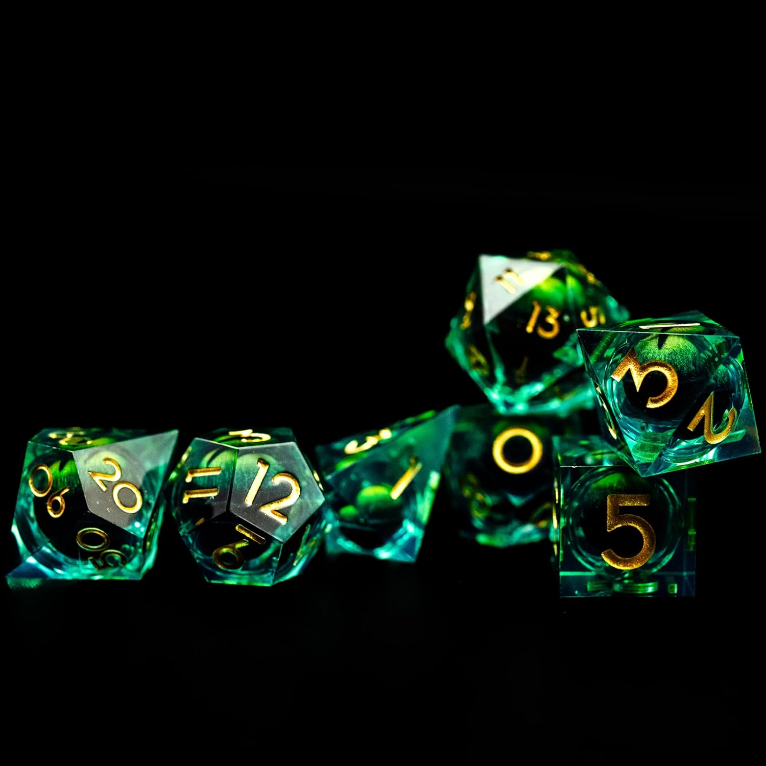 Dados DND de núcleo líquido, un juego completo de dados líquidos D&D con bolsa de terciopelo para juego de mazmorras y dragones (líquido de ojo de