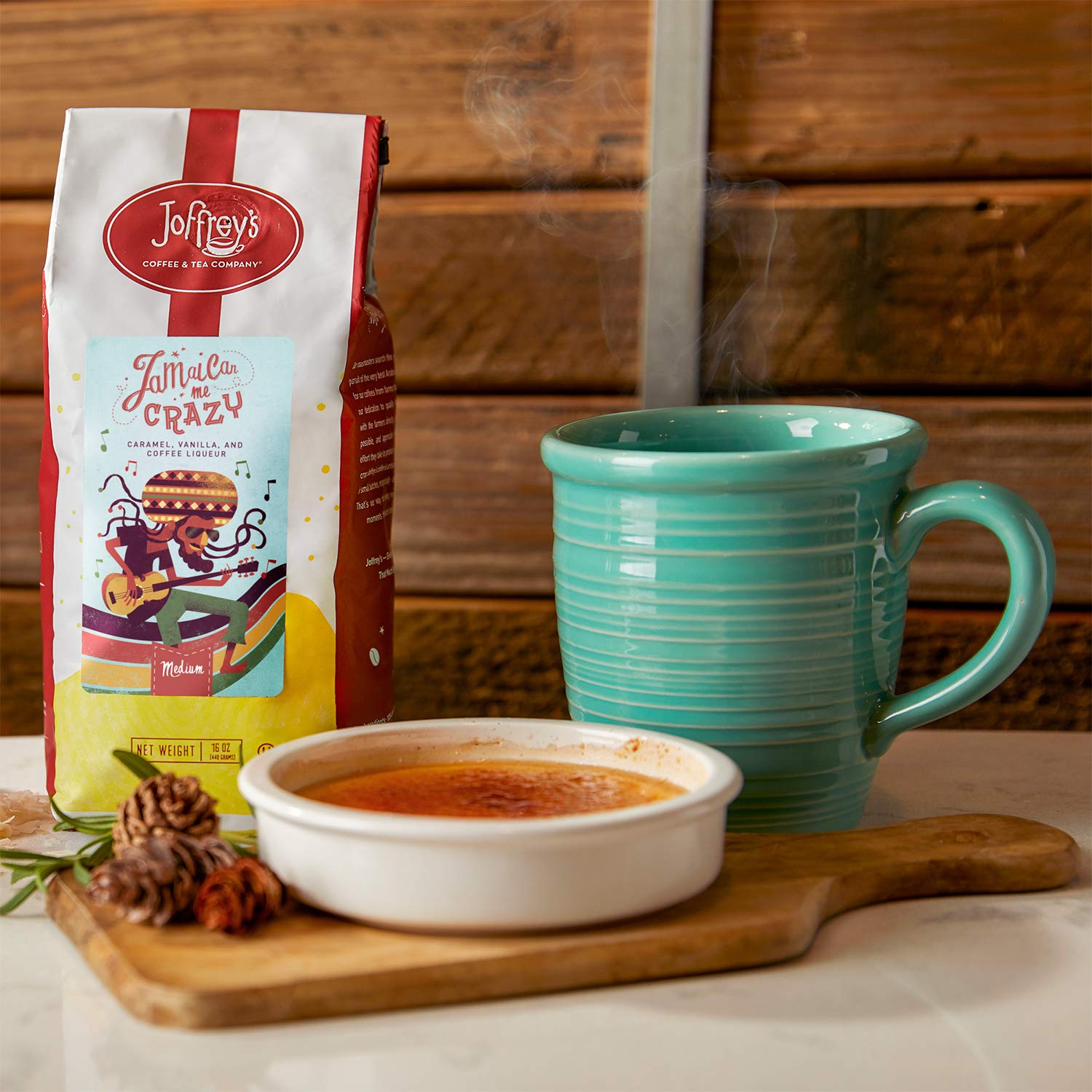 Joffrey’s Coffee – Jamaican Me Crazy, café saborizado, tostado medio artesanal, granos de café arábica, sabor a caramelo, vainilla y licor de café,