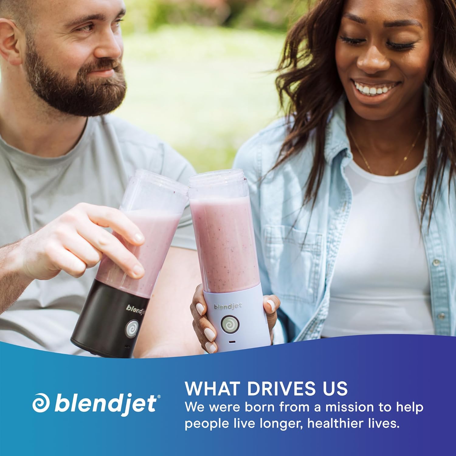 BlendJet 2 licuadoras portátiles para batidos y batidos  Licuadora personal y pequeña inalámbrica de 16 onzas, recargable por USB-C y autolimpiante