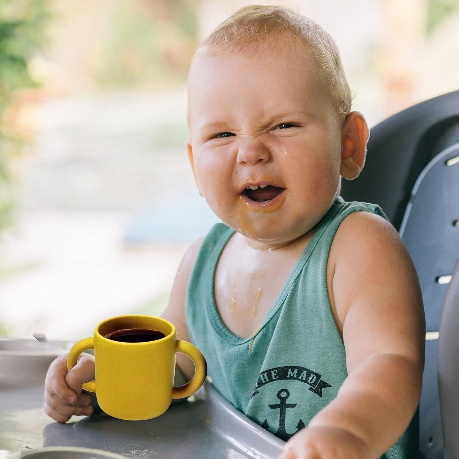 Pequeña taza de entrenamiento de bebida de silicona para bebés y niños pequeños, 2 asas de fácil agarre, taza abierta para bebé de 5 onzas, 6 meses