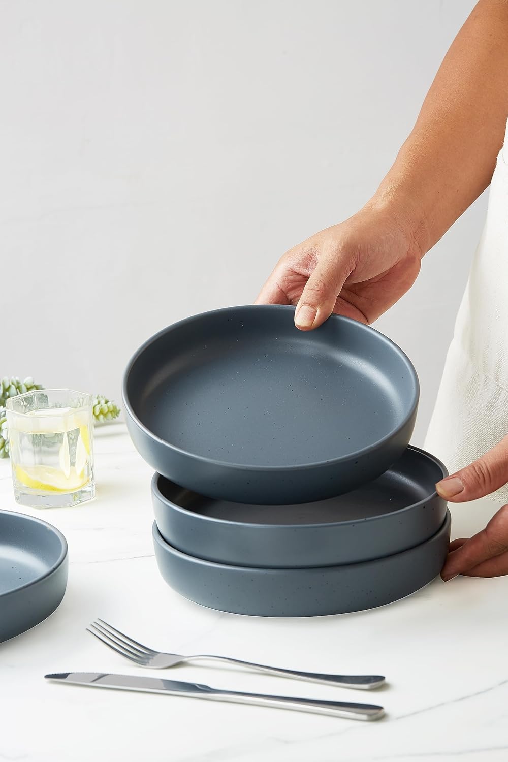 famiware Juego de 4 cuencos para pasta de 8.5 pulgadas, cuencos moteados amanecer para cocina, juego de cuencos de cerámica para Navidad, Acción de