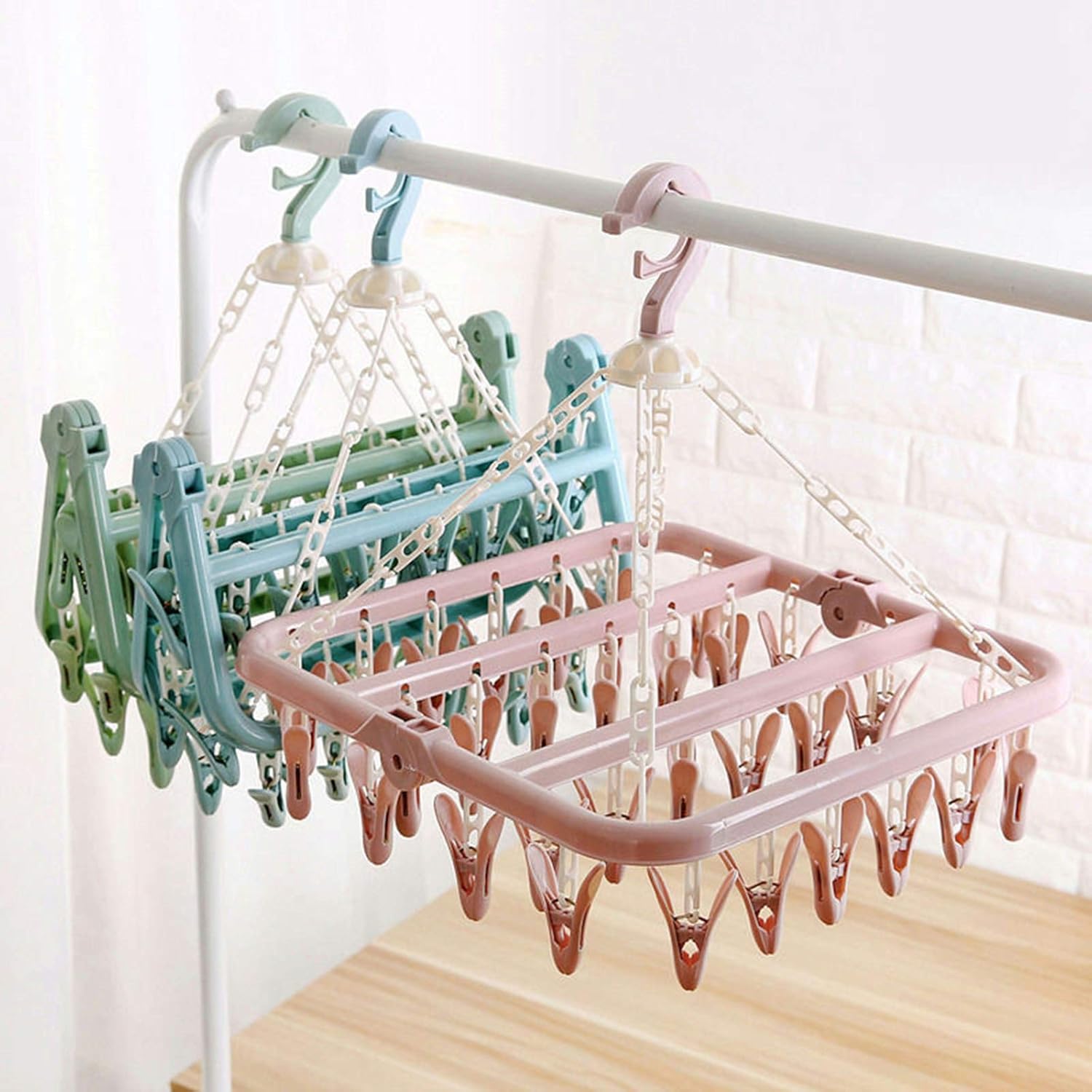 Percha de secado de ropa con 32 clips, ganchos plegables de plástico a prueba de viento para colgar toallas, ropa interior, brasieres, ropa de bebé,