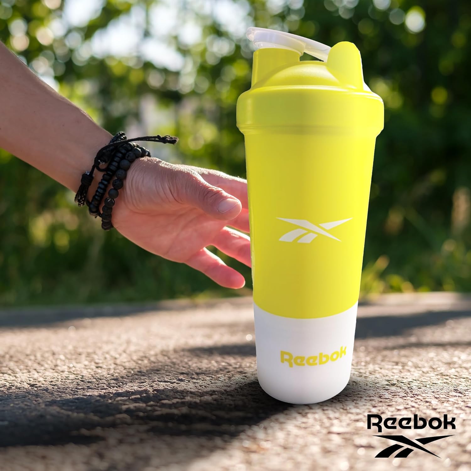 Reebok Botella agitadora con diseño atlético, botellas agitadoras de 17 onzas, botella mezcladora de proteínas, botellas agitadoras para gimnasio,