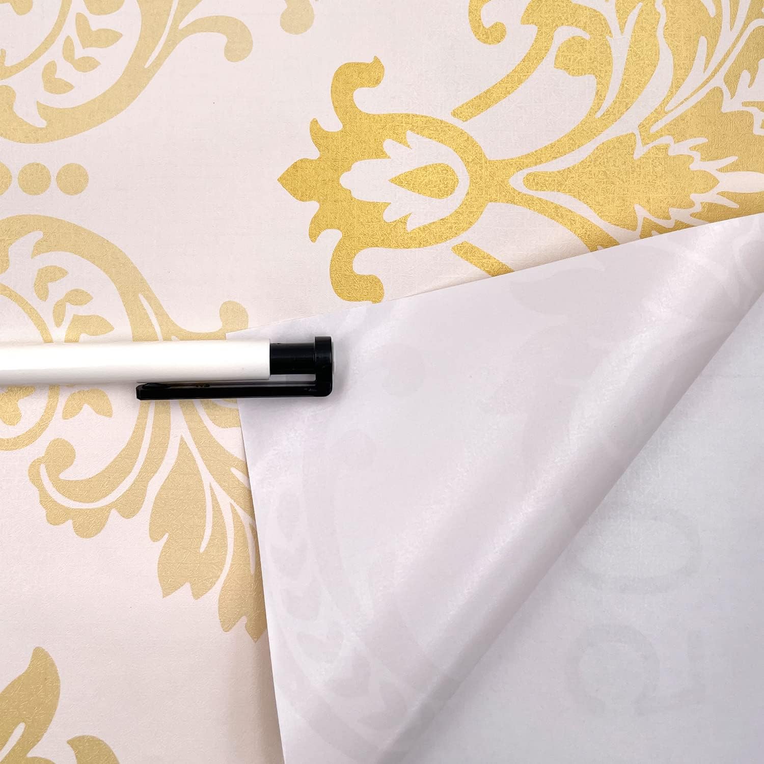 Rollo de papel tapiz de 14.7 pies de papel pintado de damasco dorado, revestimiento autoadhesivo para cajones de 17.7 x 177 pulgadas, cubierta de