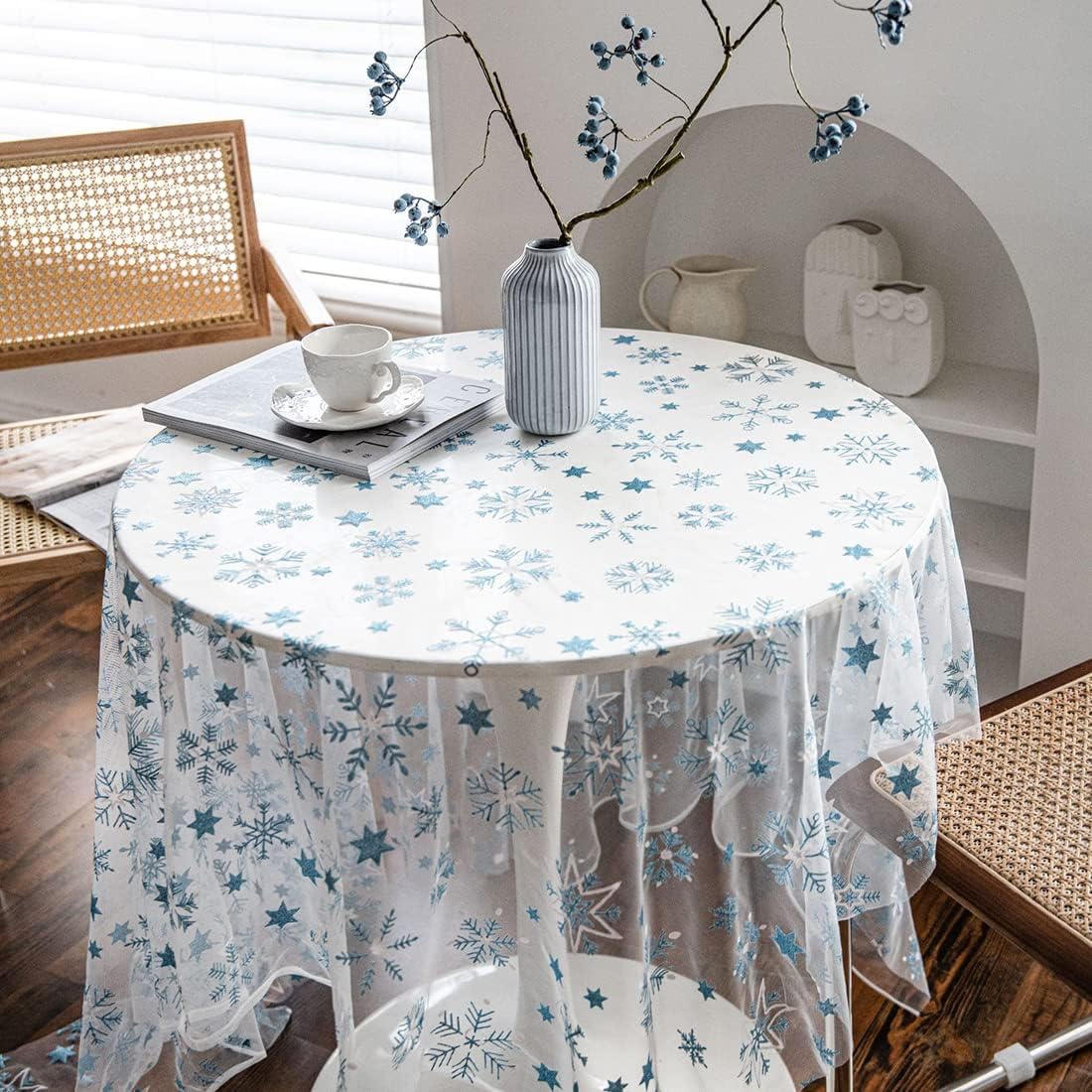 vctops Mantel de encaje con copos de nieve brillantes, para fiestas, bodas, cocina, comedor, decoración del hogar (azul, 59 x 157 pulgadas)
